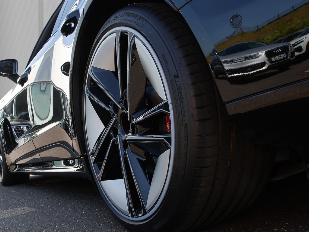 Image about Audi RS e-tron GT e-tron quattro