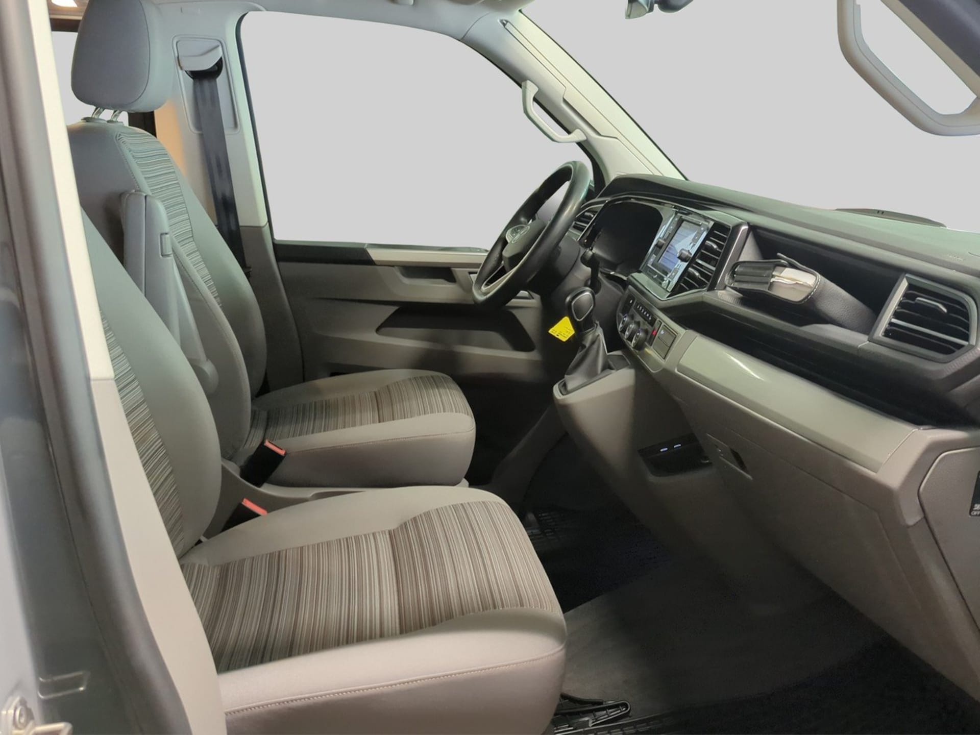 Volkswagen T6.1 California Beach