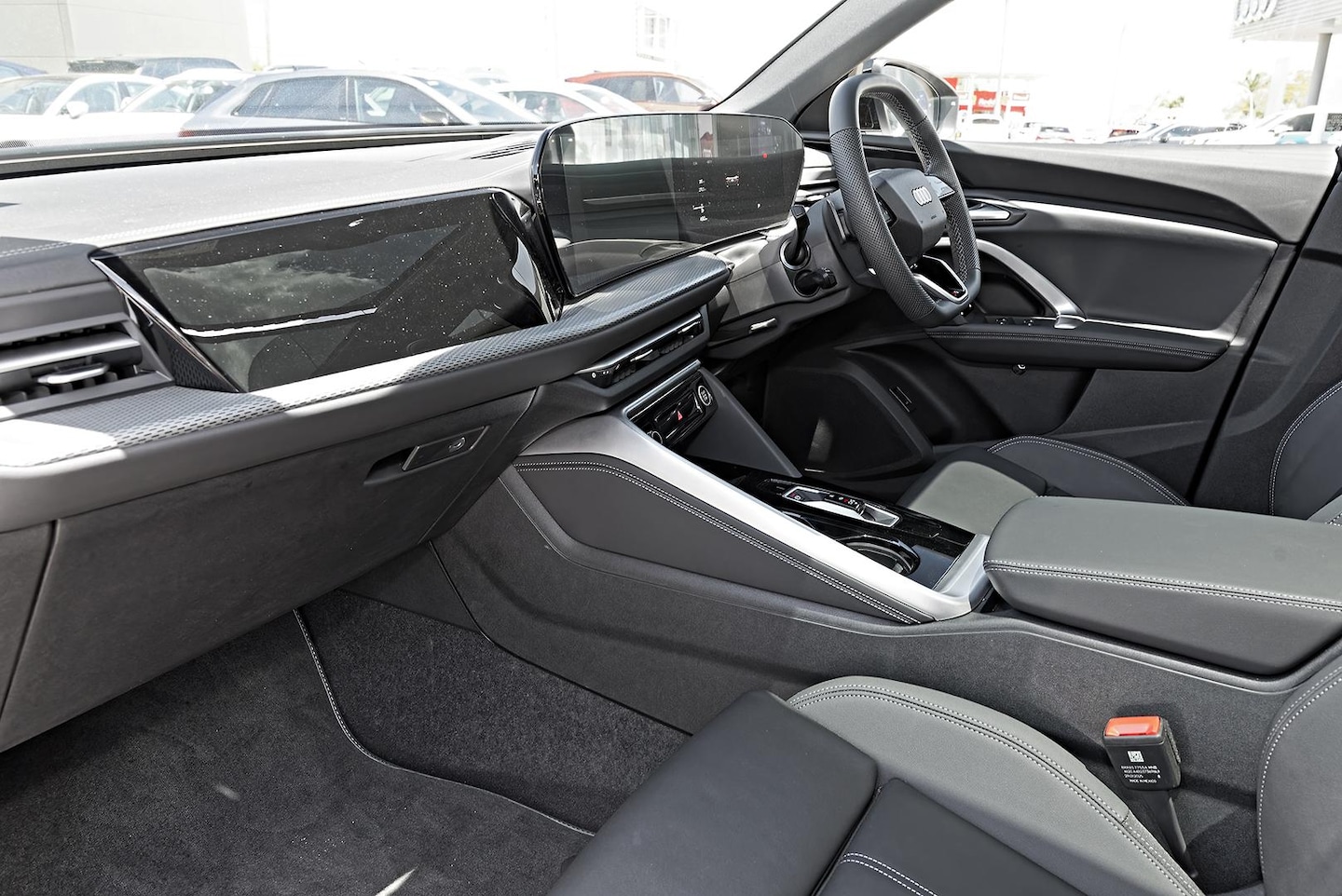 Image about Audi Q5 SUV TDI quattro 150 kW sport