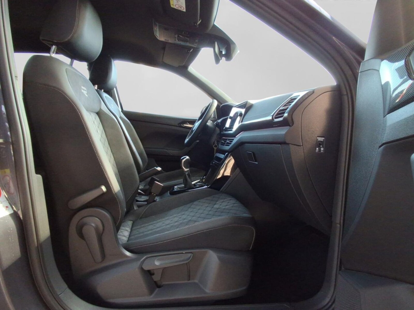 Volkswagen T-Cross – Bild 12