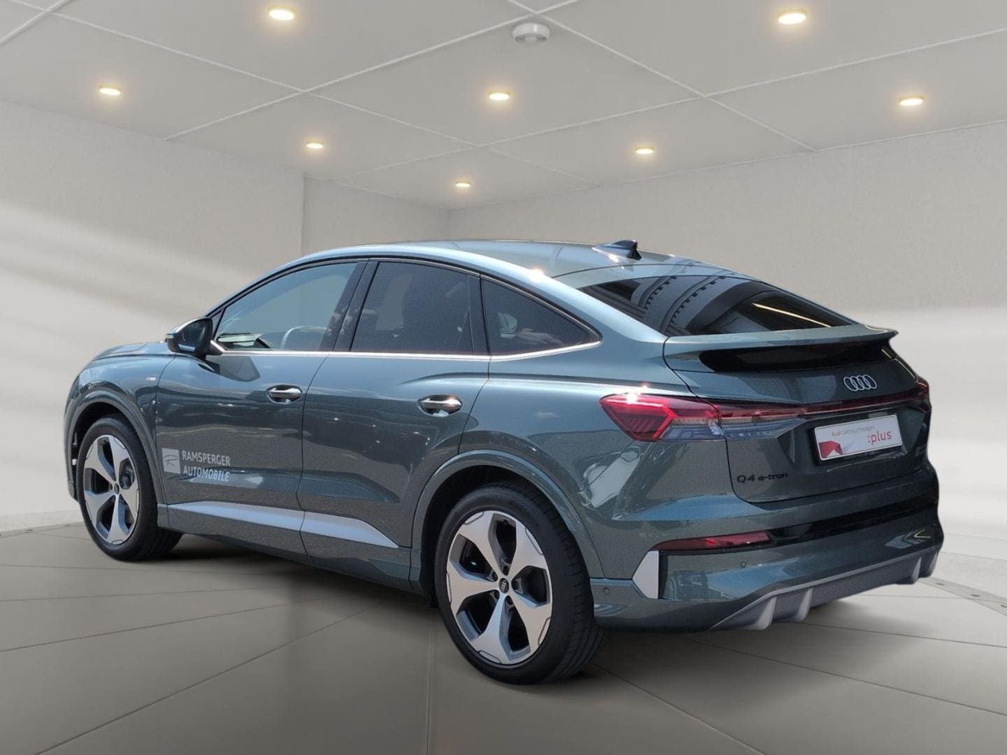 Bild über Audi Q4 Sportback e-tron e-tron performance 210 kW - für weitere Informationen kontaktieren Sie den Audi Partner