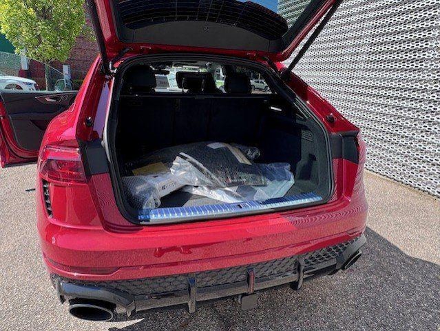 2025 Audi RS Q8 Base - Photo 18