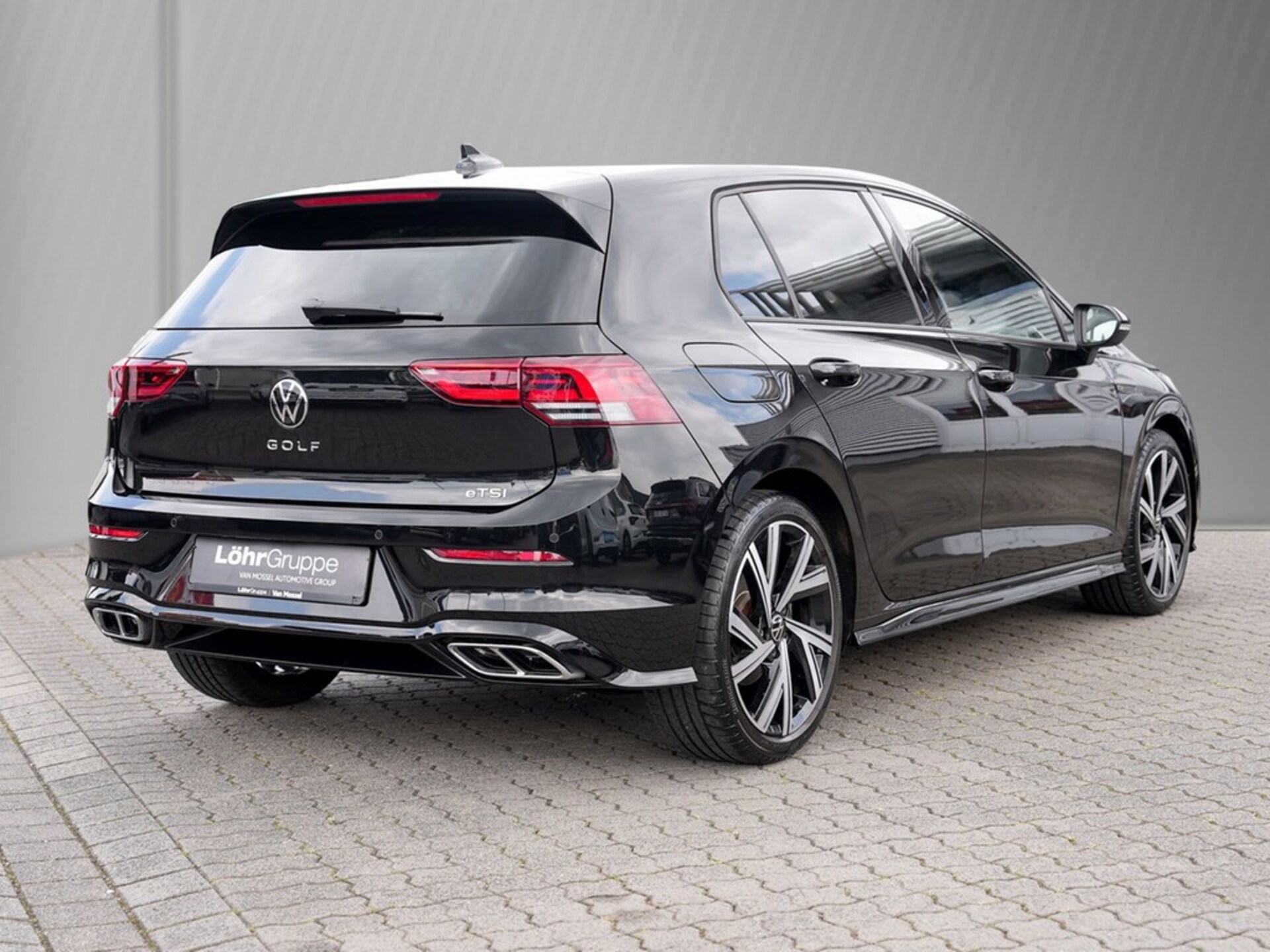 Volkswagen Golf R-Line