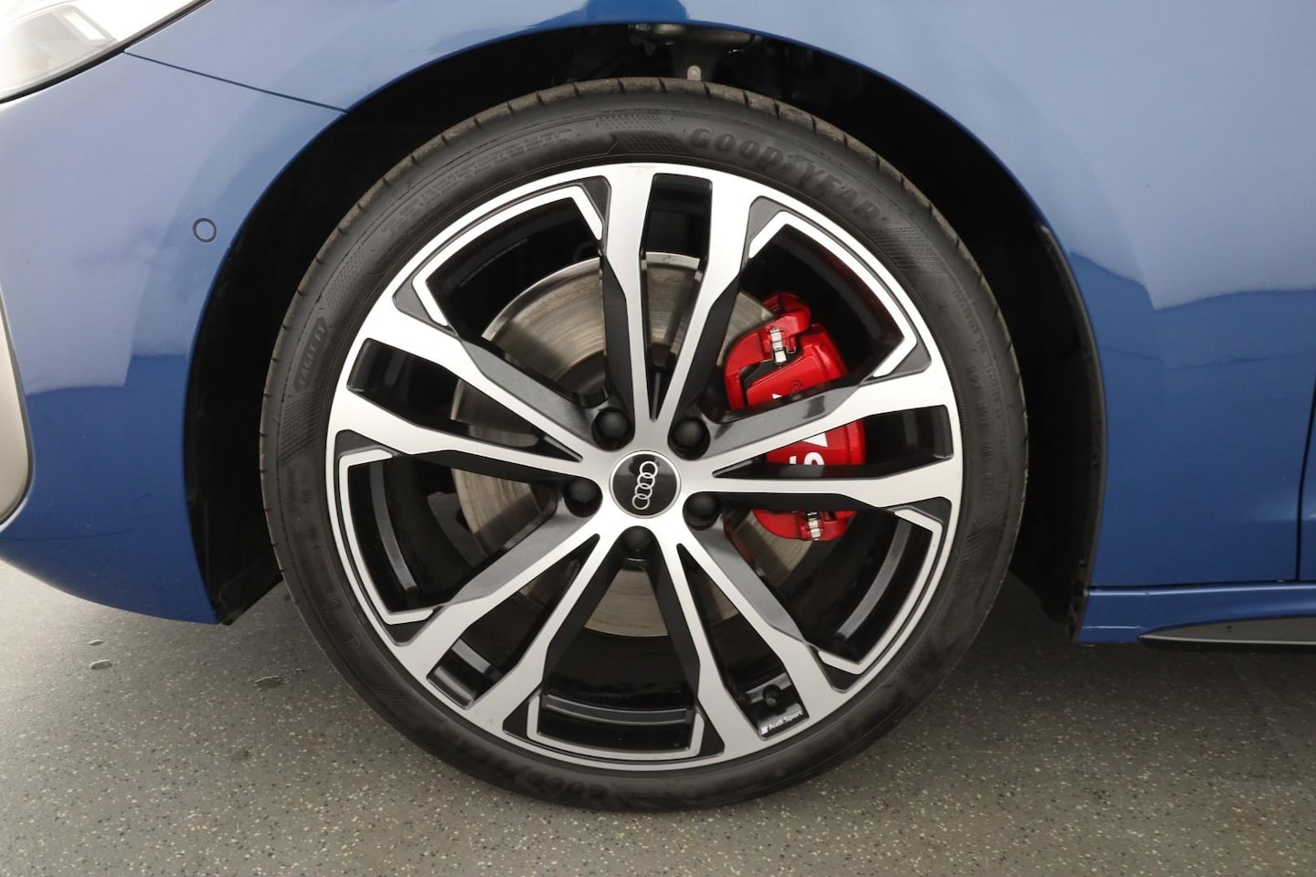 Bild über Audi S5 Avant edition one TFSI 270 kW S tronic - für weitere Informationen kontaktieren Sie den Audi Partner