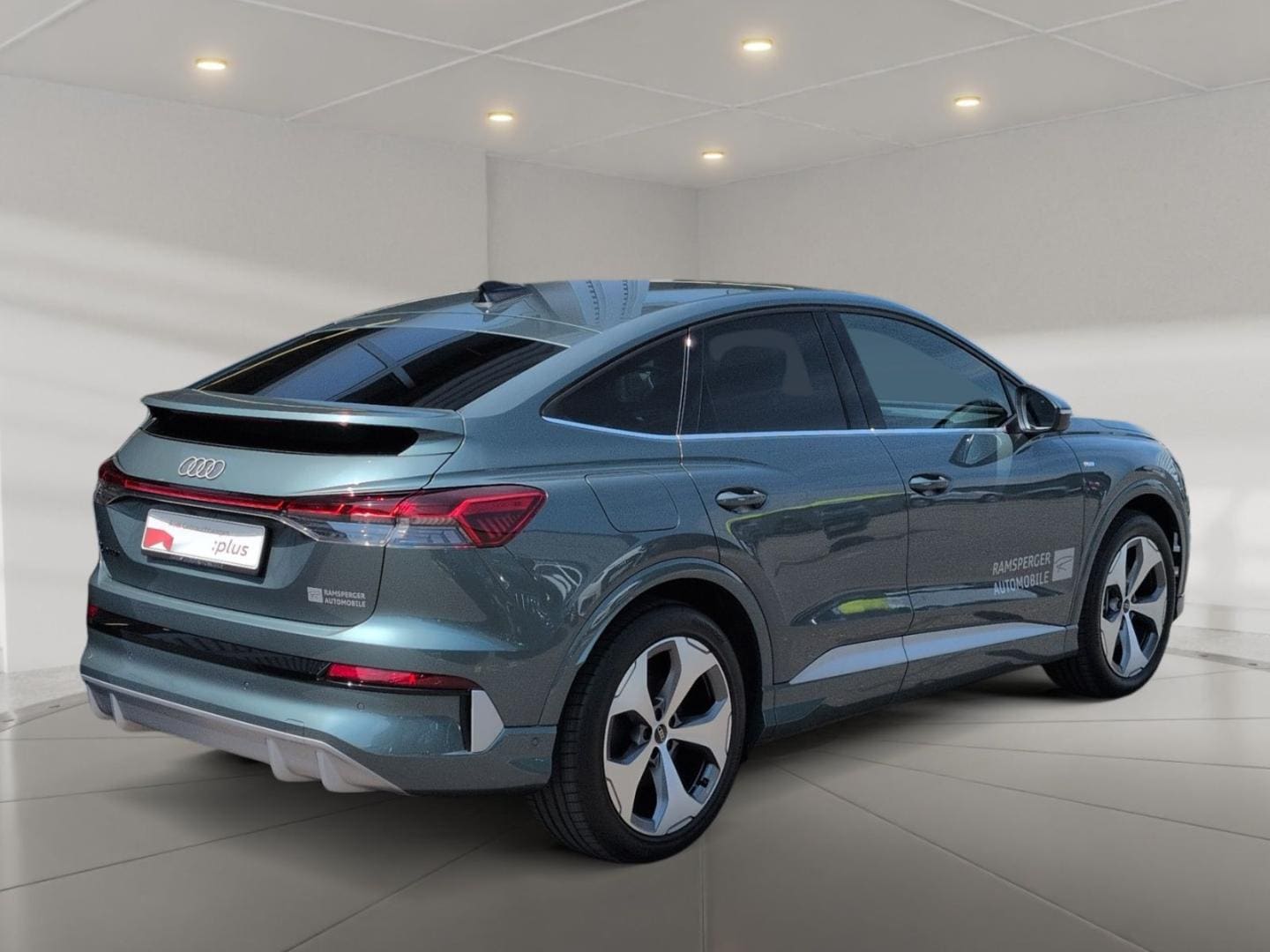 Bild über Audi Q4 Sportback e-tron e-tron performance 210 kW - für weitere Informationen kontaktieren Sie den Audi Partner