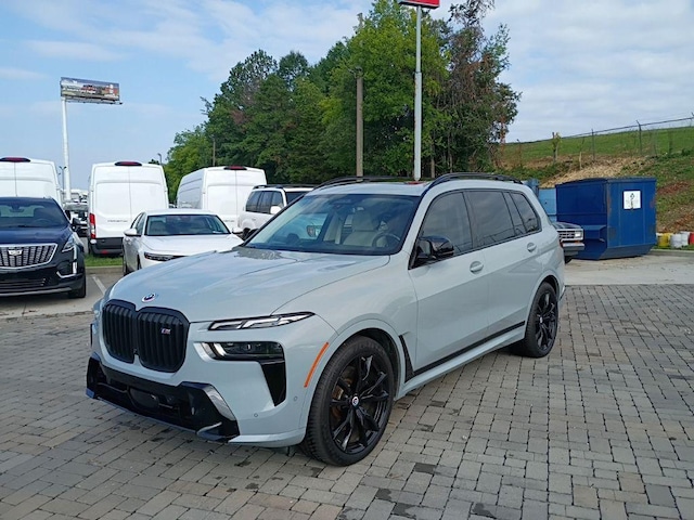 2023 BMW X7