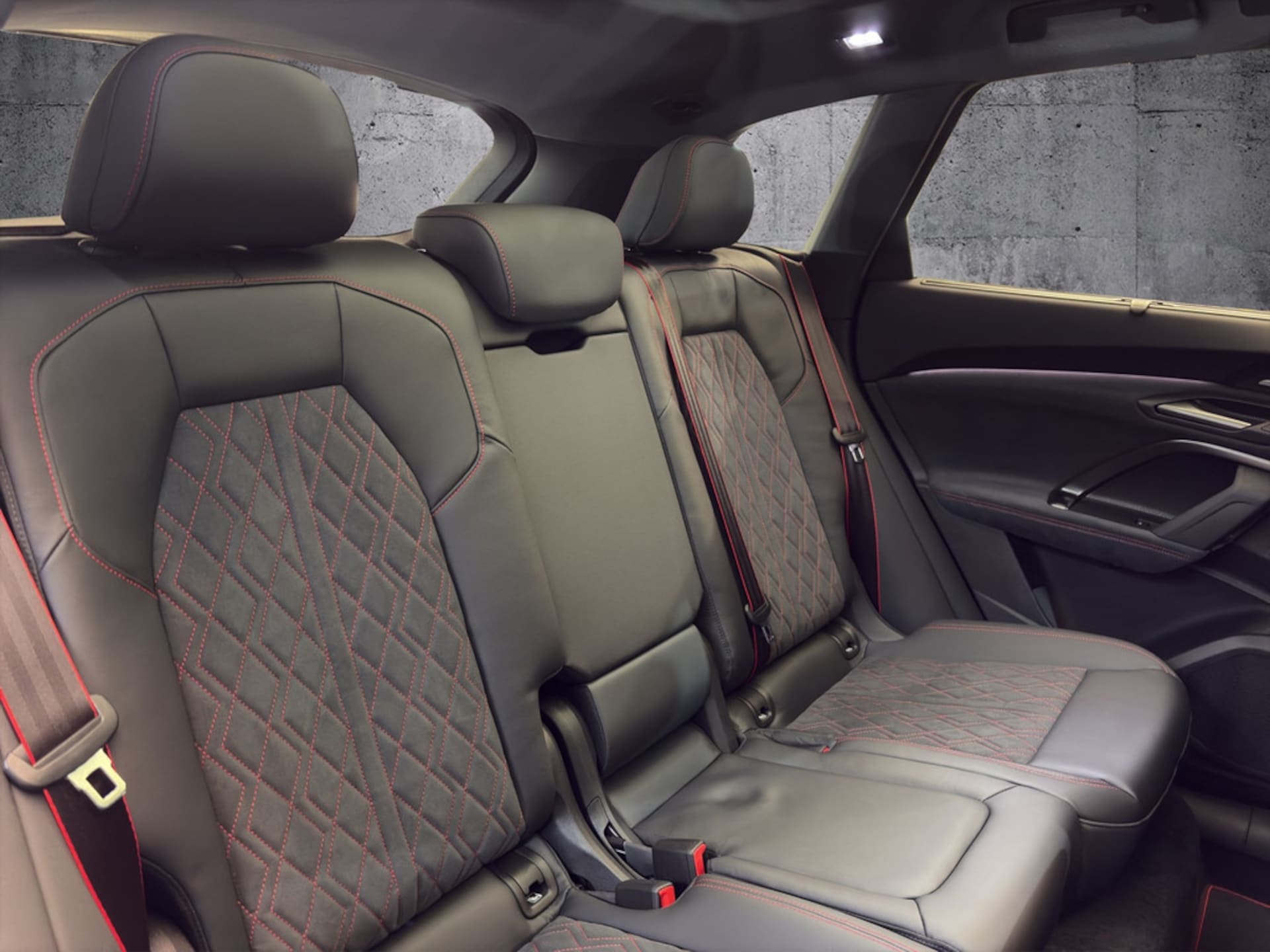 Audi Q5 SUV e-hybrid edition one
