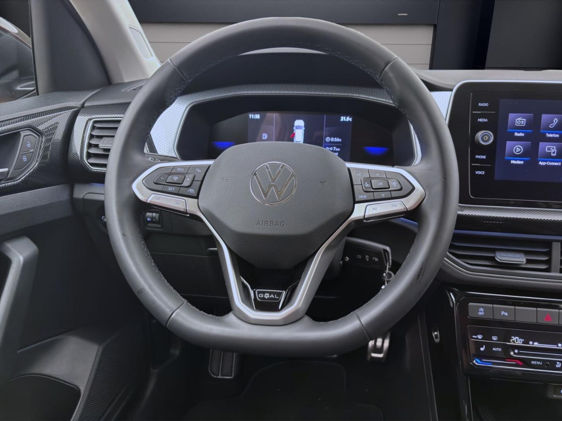 Volkswagen T-Cross Life