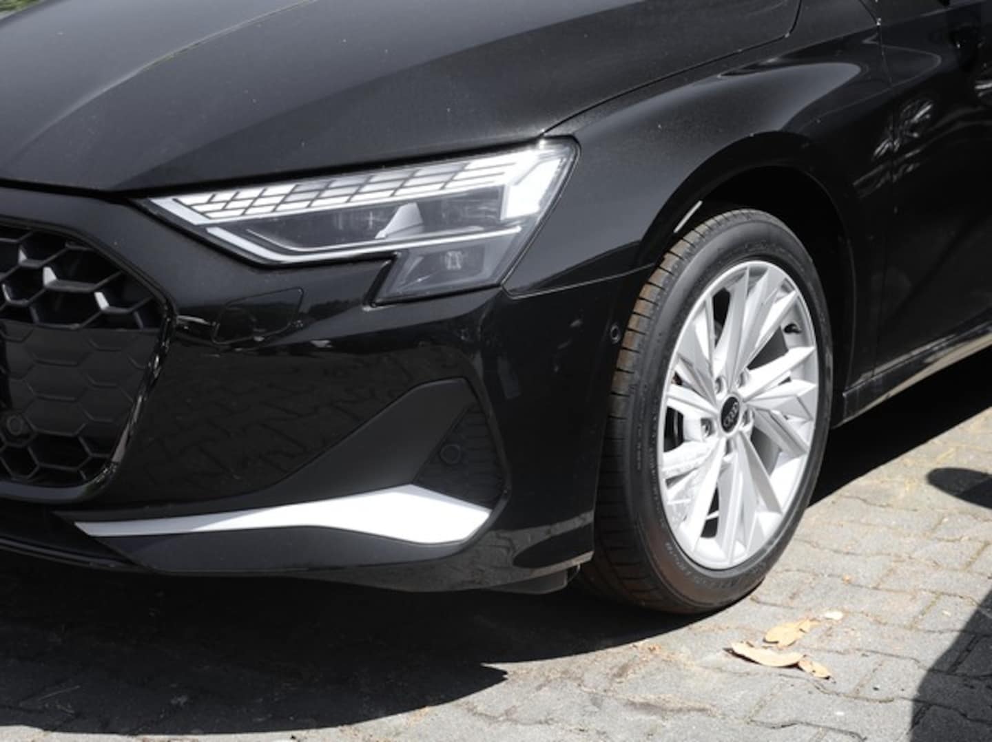 Bild über Audi A3 Sportback TDI S tronic - für weitere Informationen kontaktieren Sie den Audi Partner