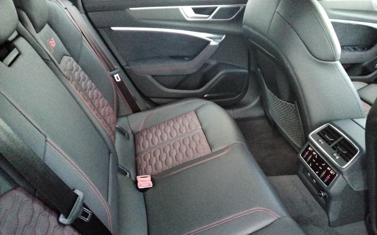 2026 Audi RS 6 Avant Base - Photo 22