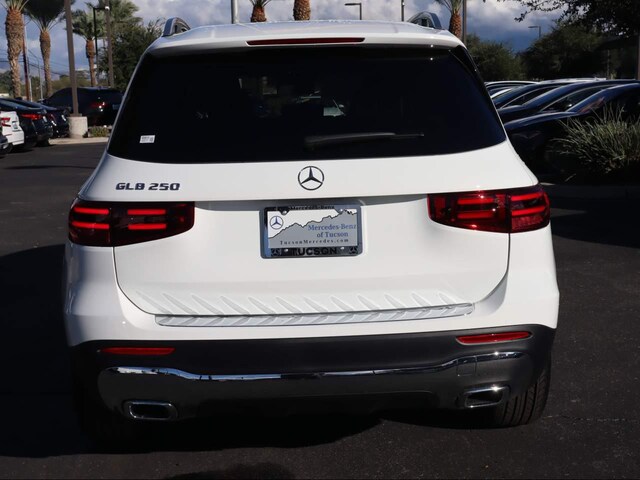 2026 Mercedes-Benz GLB 250