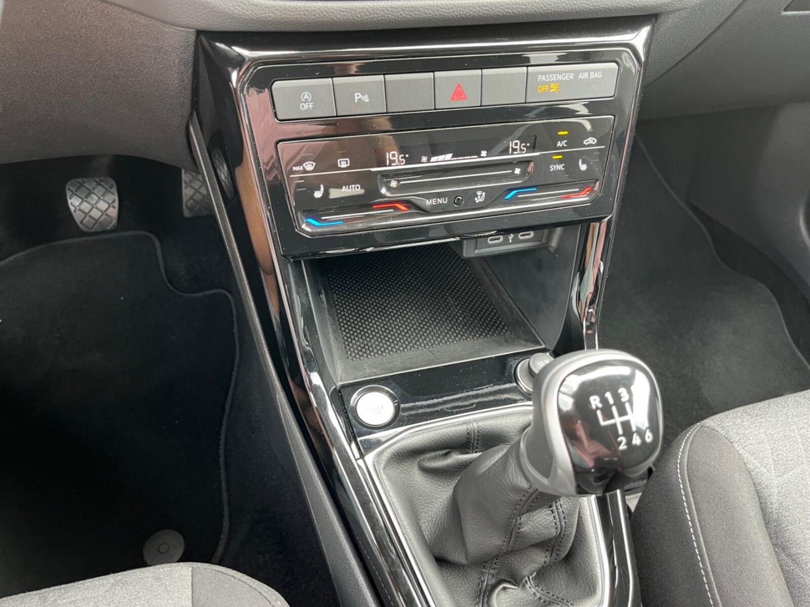 Volkswagen T-Cross – Bild 7