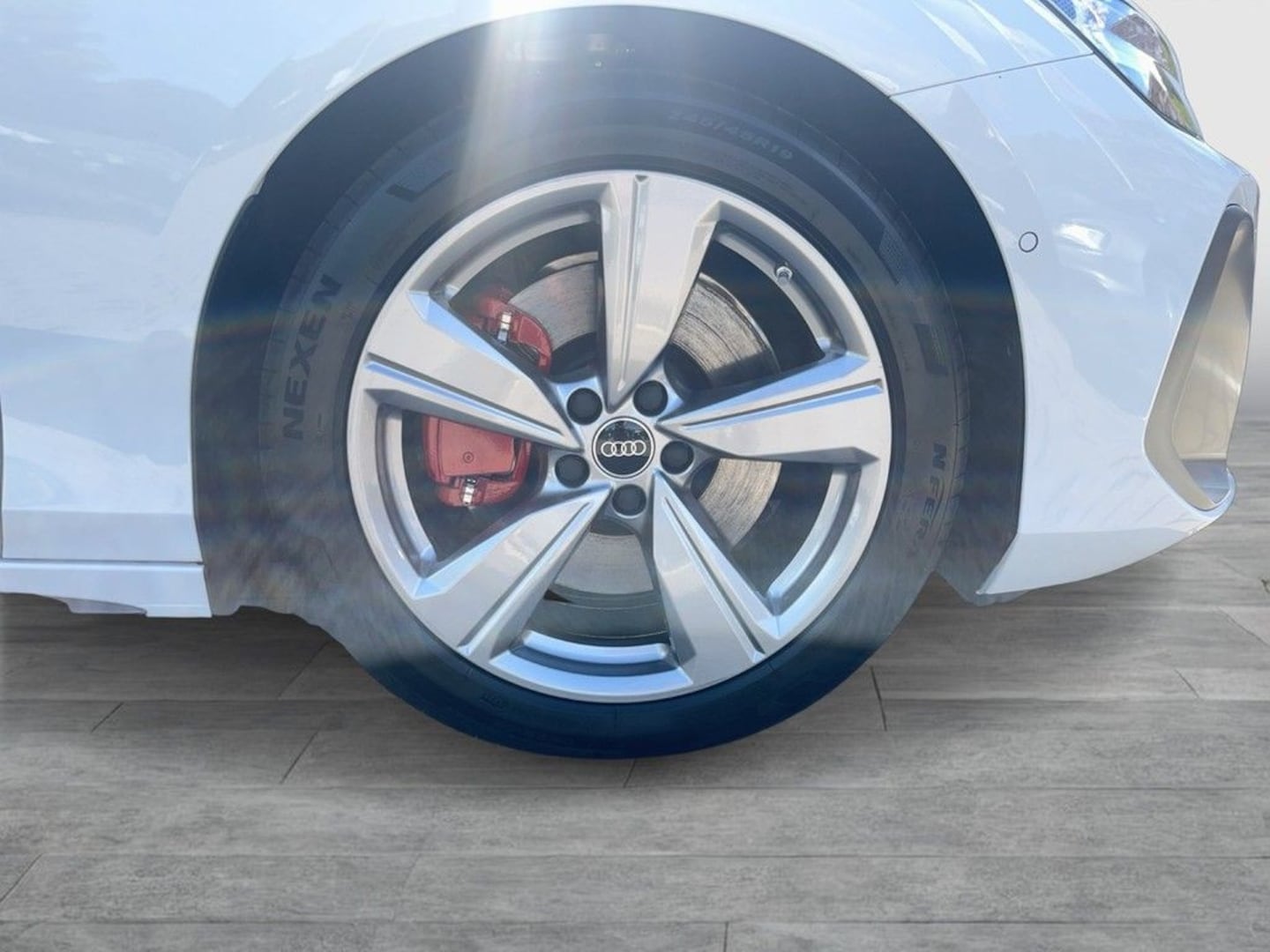Bild über Audi A6 Avant e-hybrid e-hybrid quattro 270 kW S tronic - für weitere Informationen kontaktieren Sie den Audi Partner