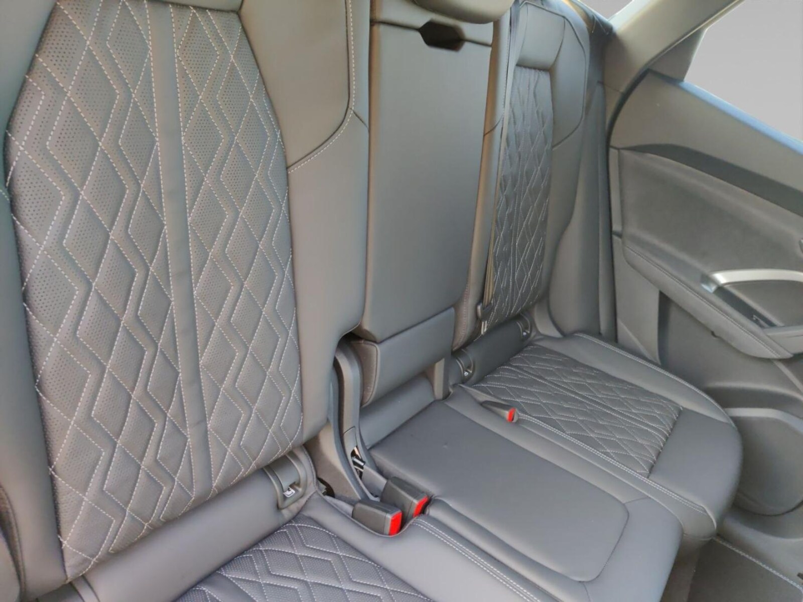 Audi SQ5 – Bild 15