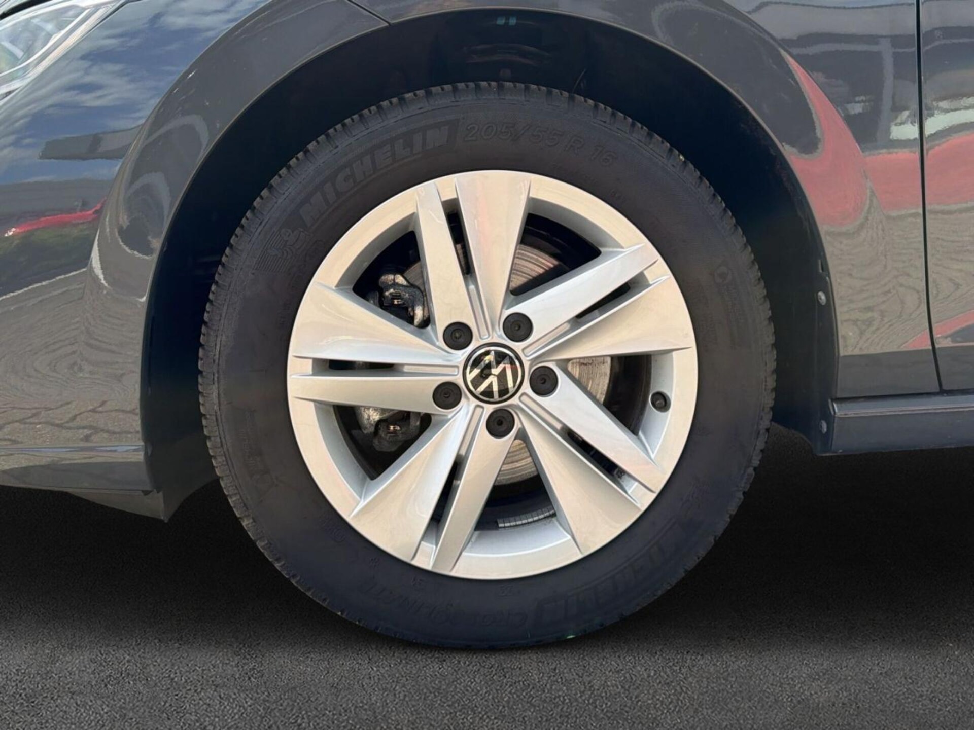 Volkswagen Golf Life