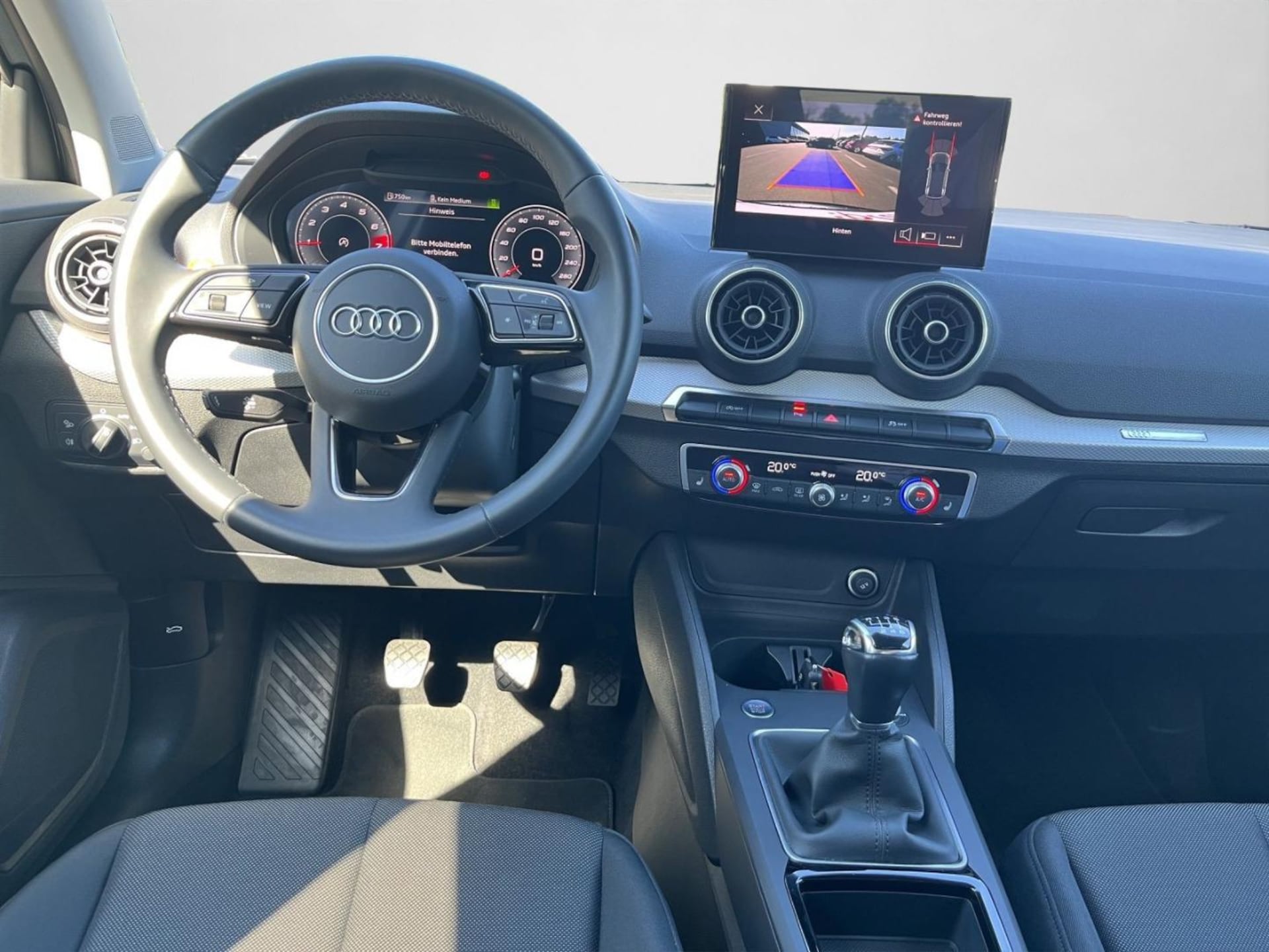 Audi Q2 S line