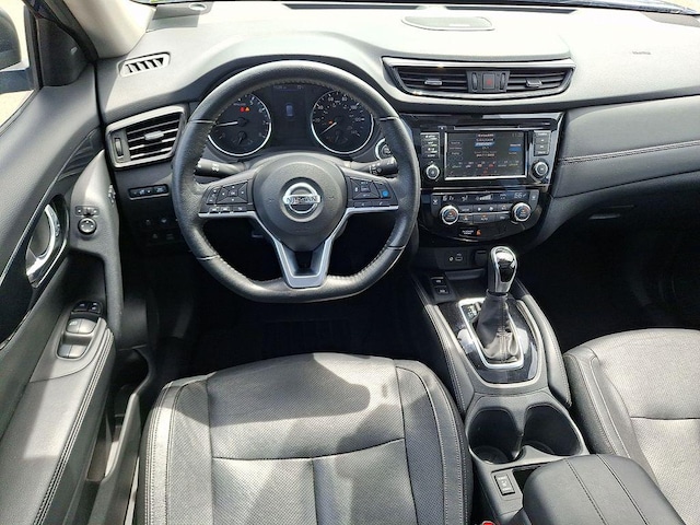 2020 Nissan Rogue