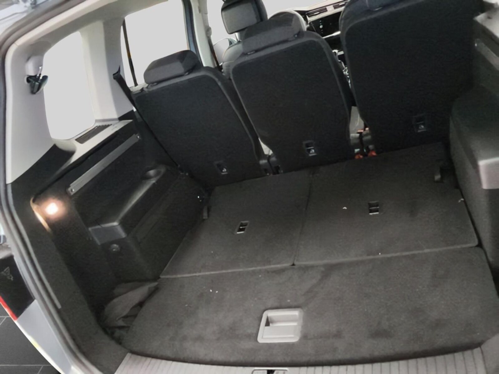 Volkswagen Touran – Bild 12