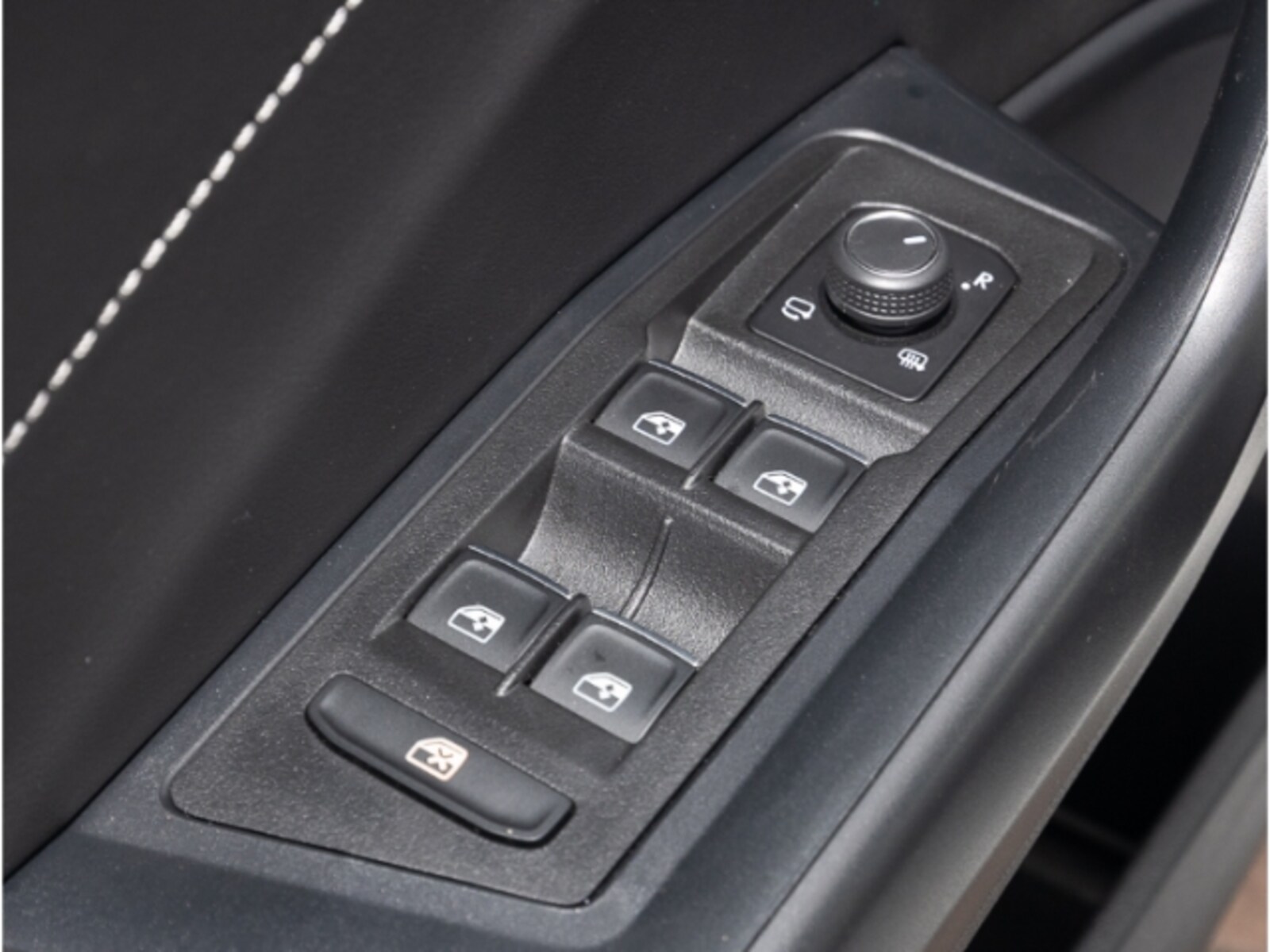 Volkswagen T-Roc – Bild 4