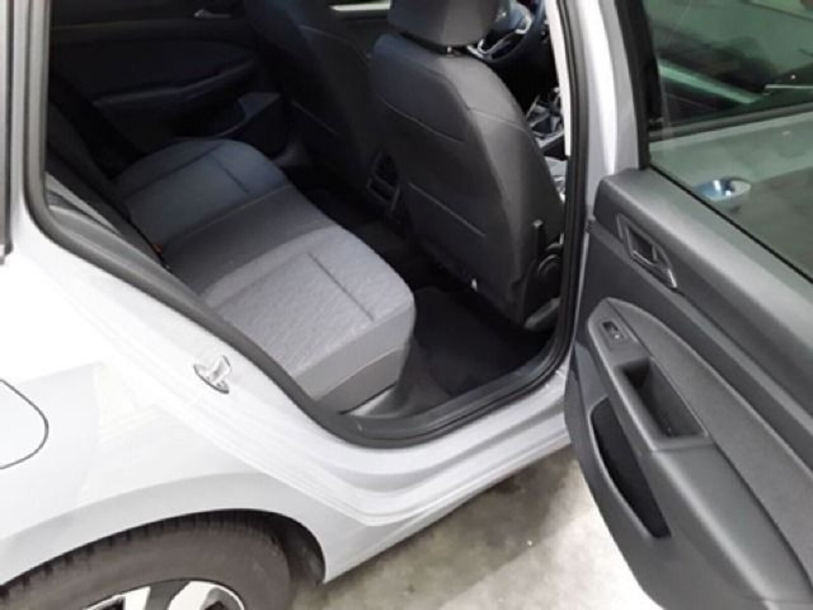 Volkswagen Golf Variant – Bild 9