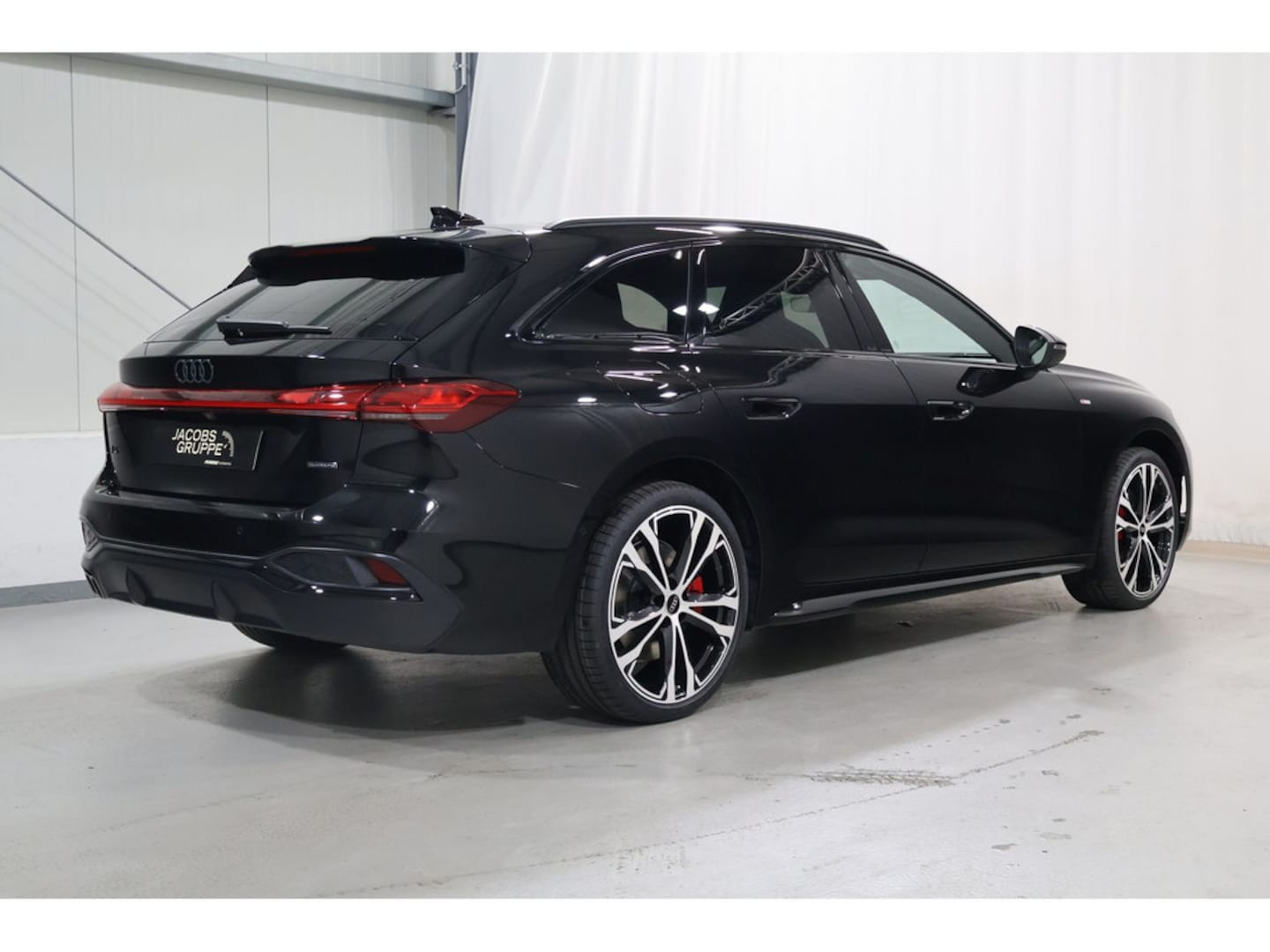 Bild über Audi A5 Avant TDI quattro 150 kW S tronic - für weitere Informationen kontaktieren Sie den Audi Partner