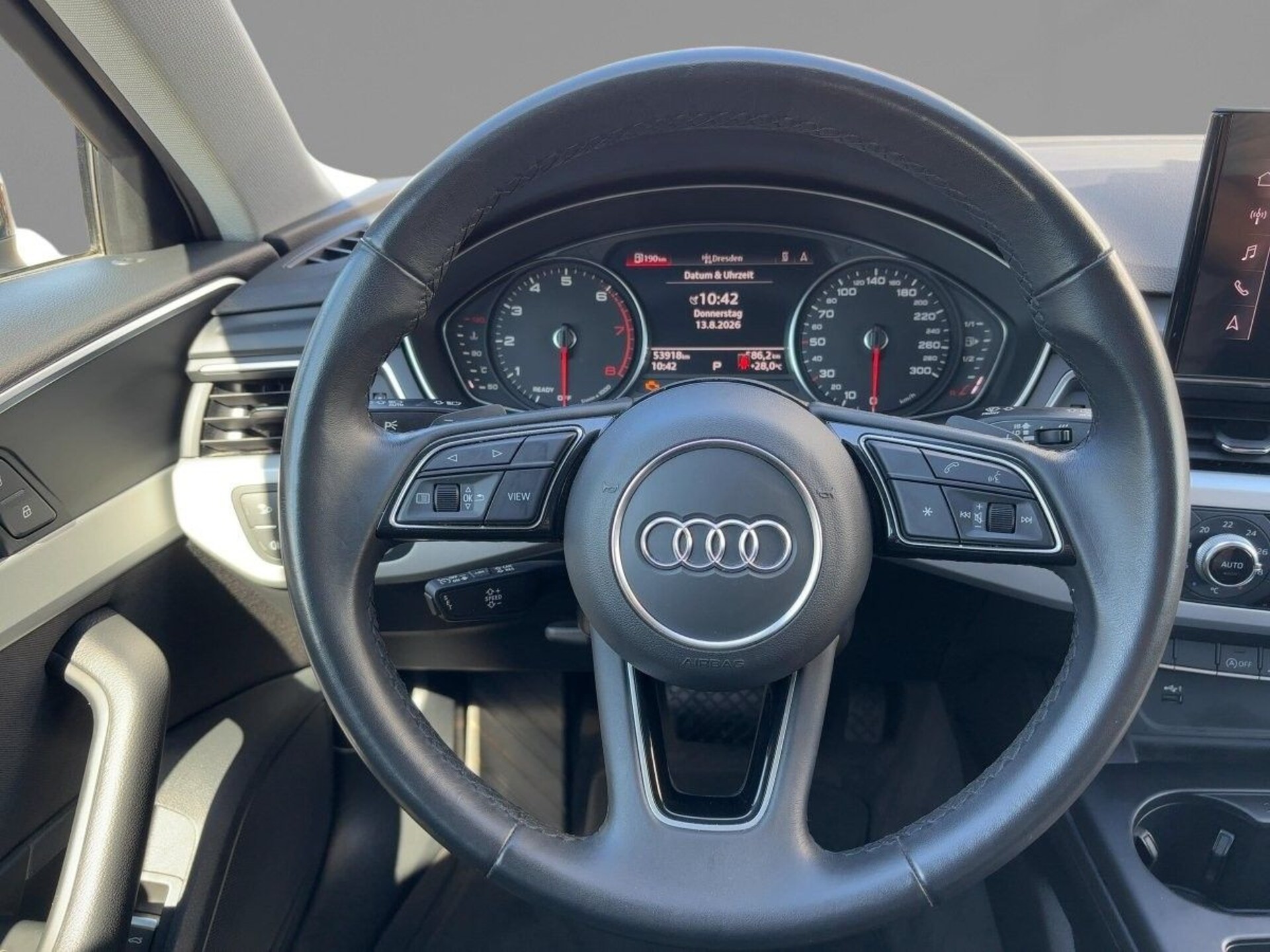 Audi A4 Avant Advanced