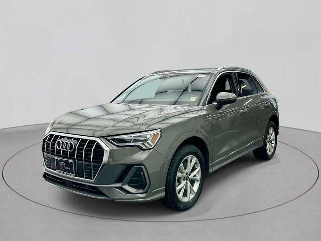Photo of 2024 Audi Q3 SUV 