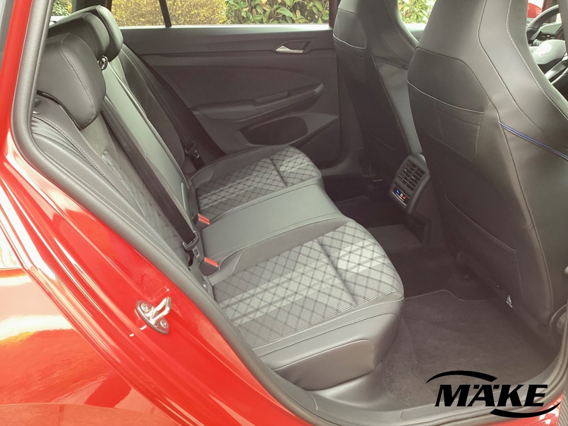 Volkswagen Golf Variant R-Line