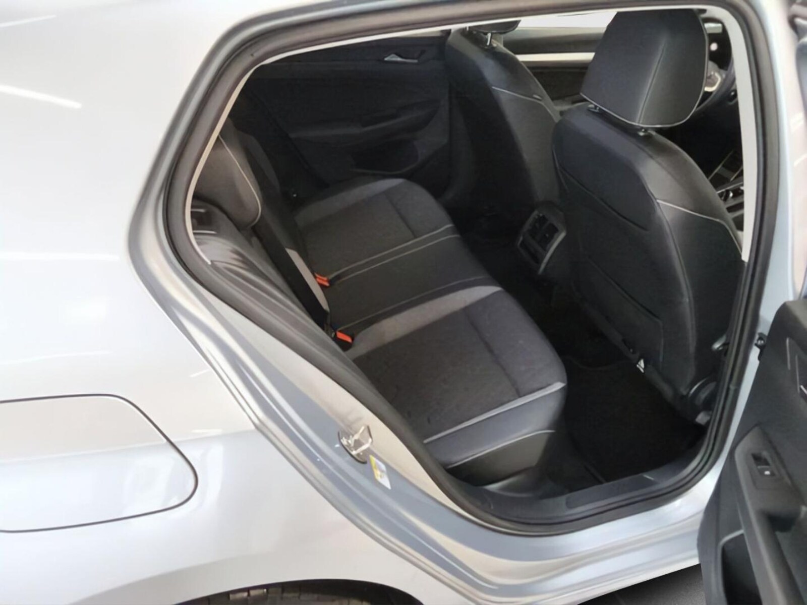 Volkswagen Golf – Bild 10