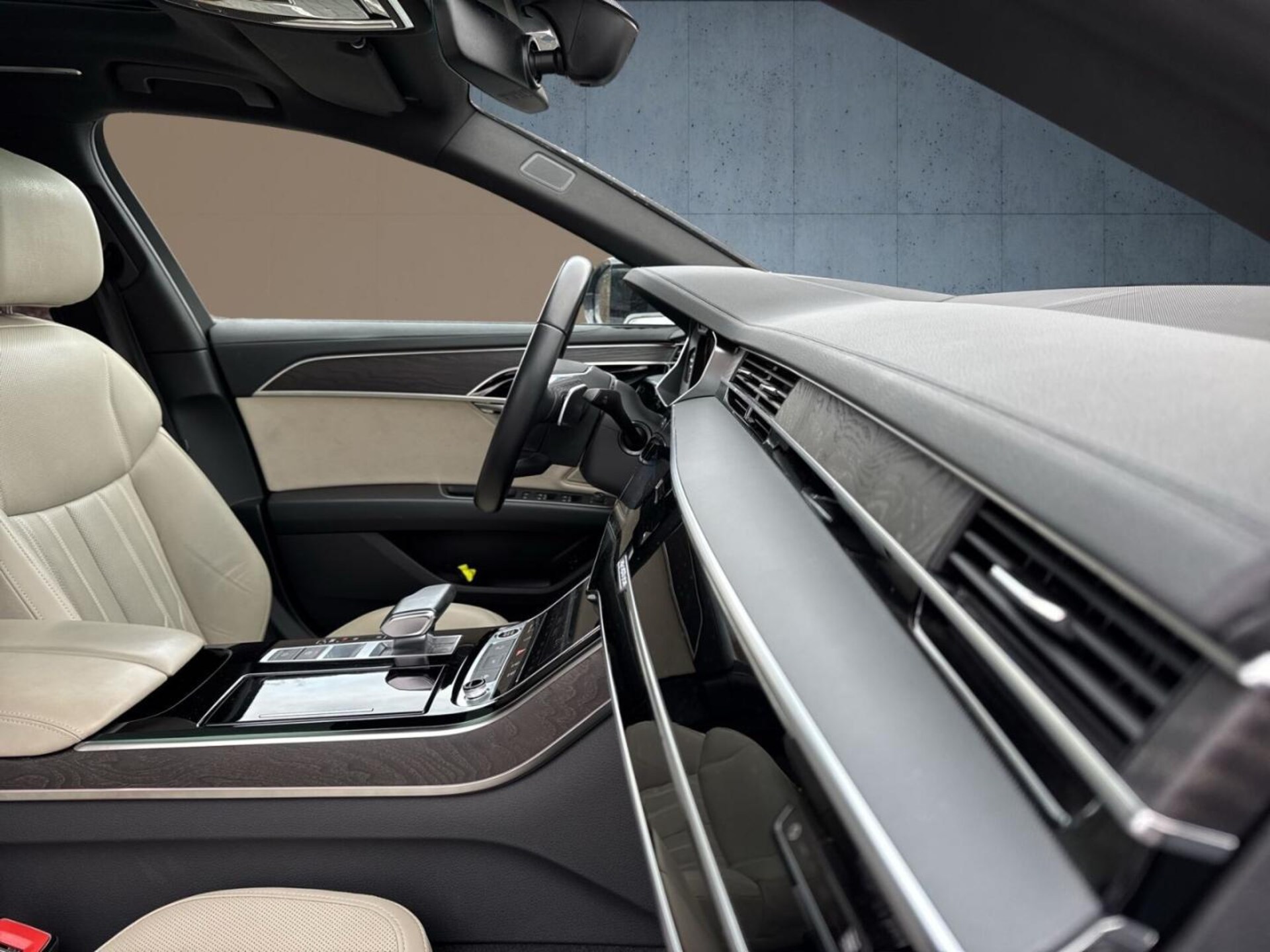 Audi A8 TFSI e