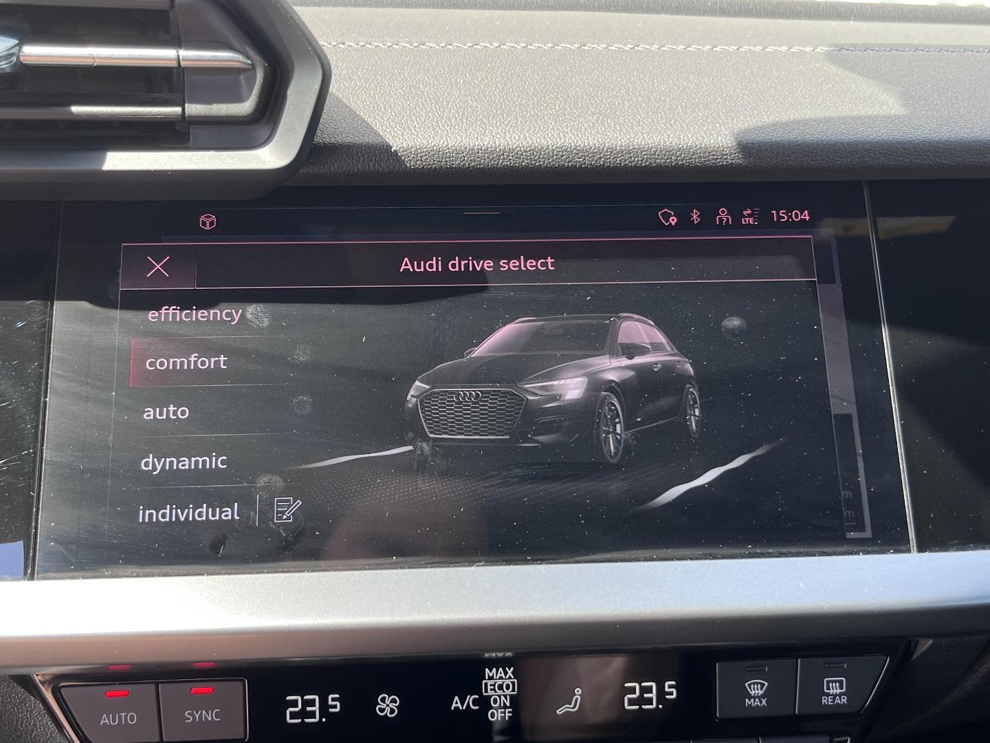 Image about Audi A3 Sportback S line 35 TDI 110 kW (150 ch) S tronic