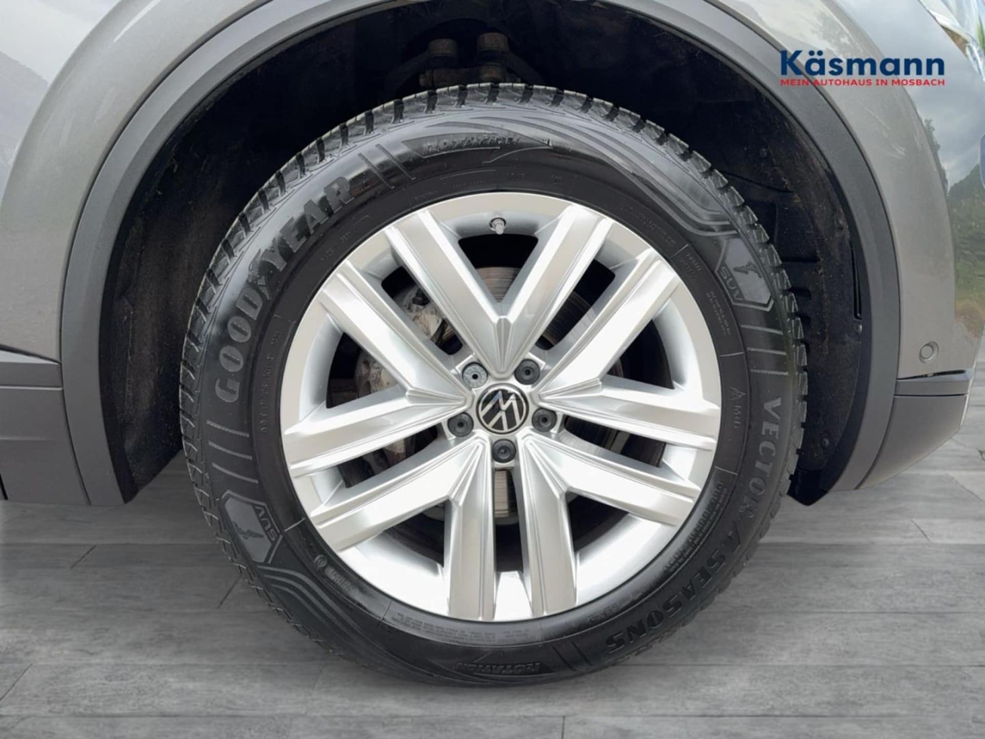 Volkswagen Touareg Basis-Modell