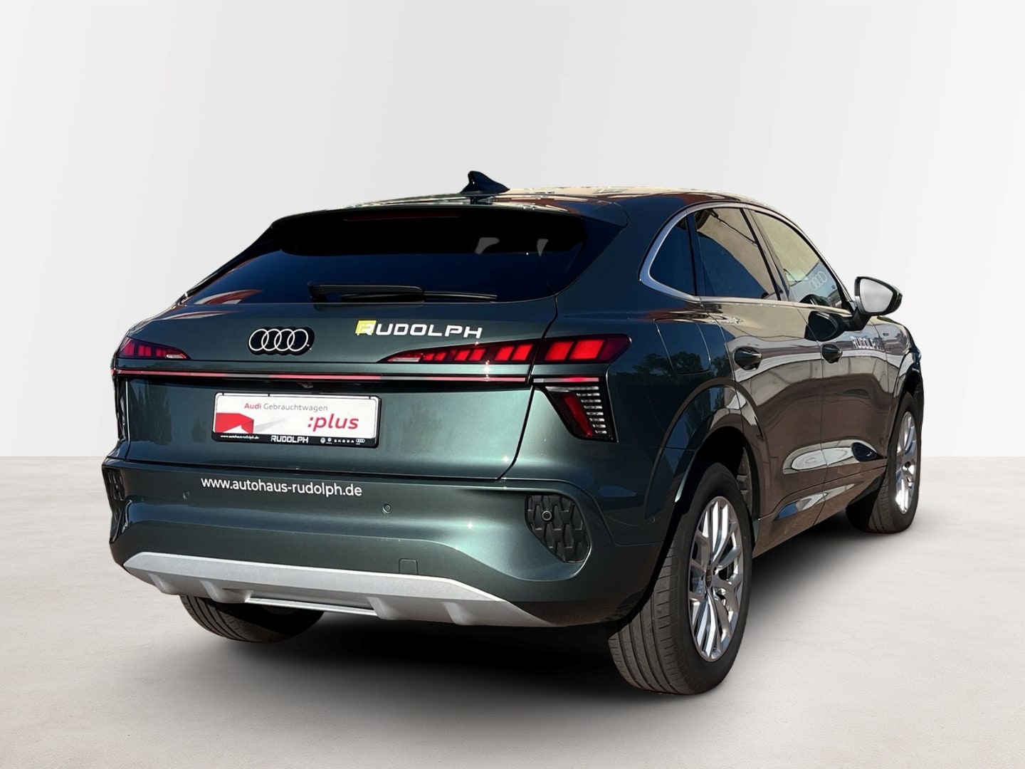 Bild über Audi Q3 Sportback e-hybrid e-hybrid 200 kW S tronic - für weitere Informationen kontaktieren Sie den Audi Partner