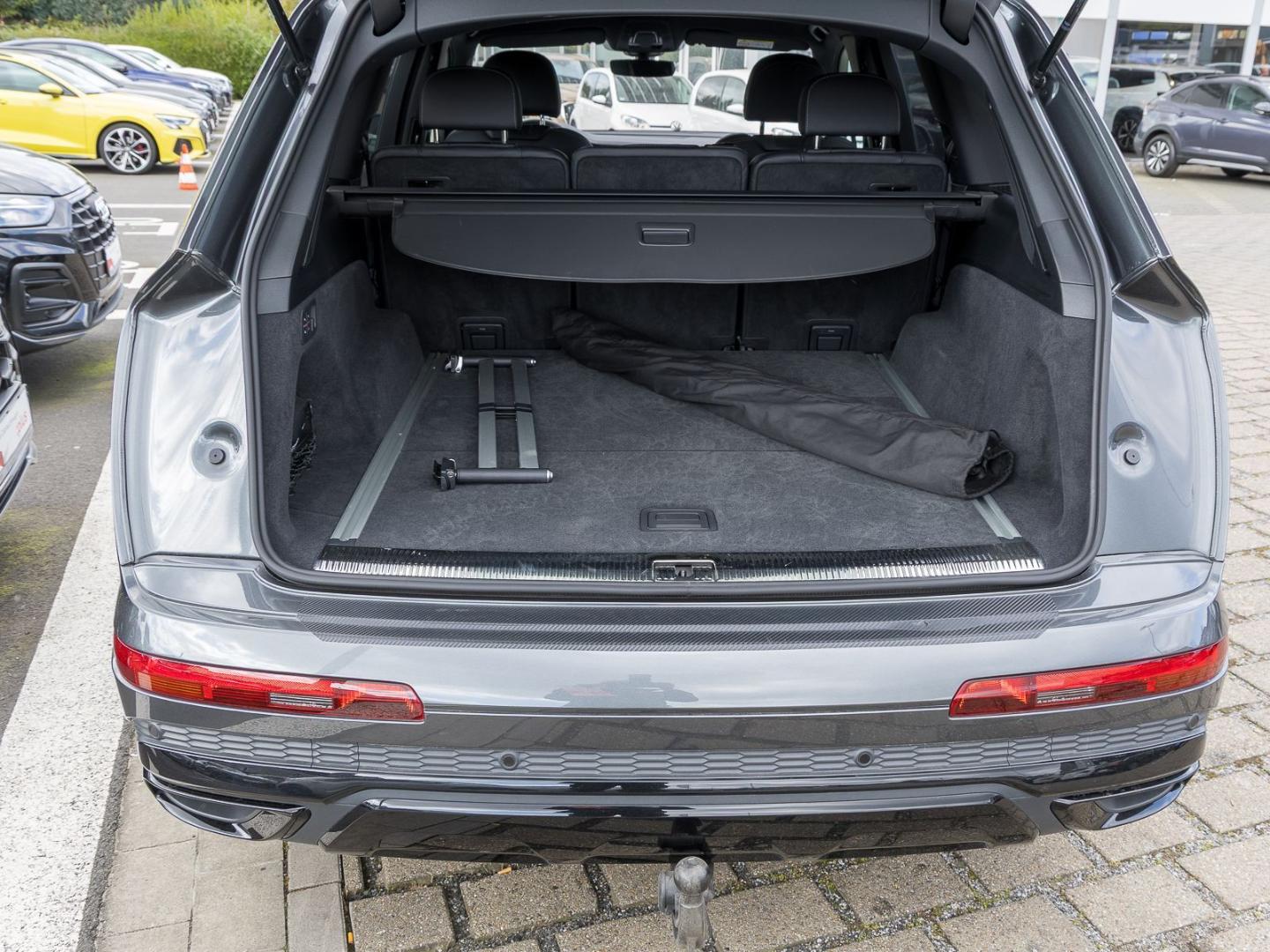 Image about Audi Q7 competition plus 50 TDI quattro tiptronic