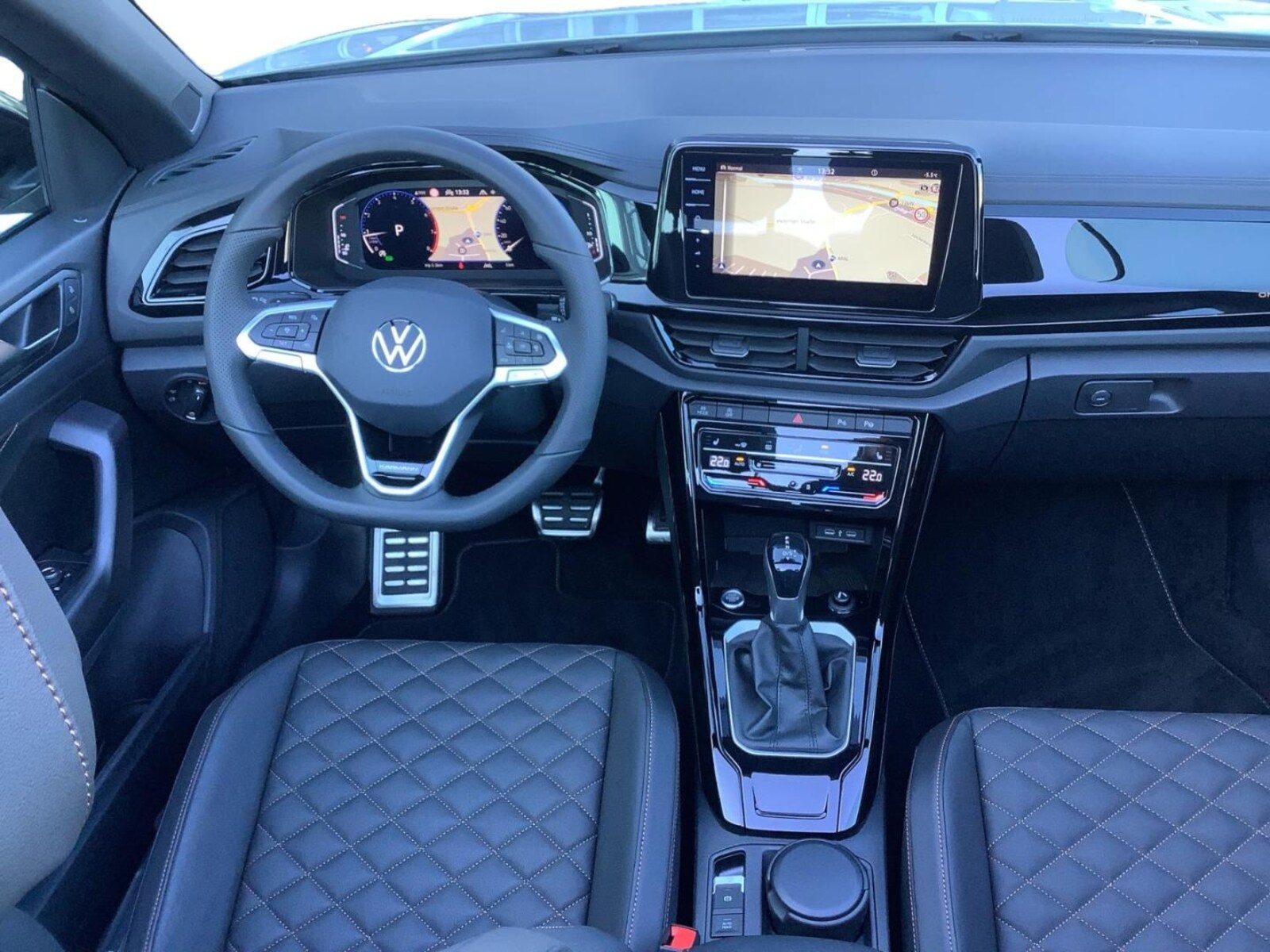 Volkswagen T-Roc Cabriolet – Bild 10