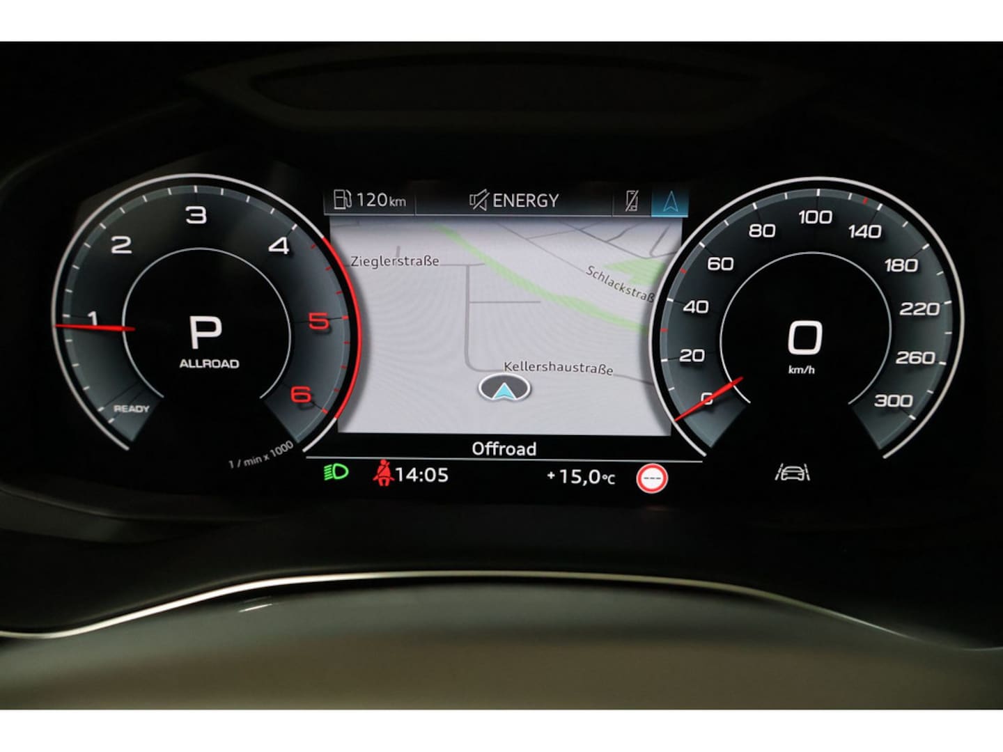 Bild über Audi Q8 SUV 50 TDI quattro tiptronic - für weitere Informationen kontaktieren Sie den Audi Partner
