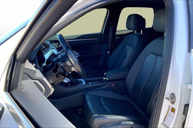 2023 Audi Q3 Premium - Photo 17