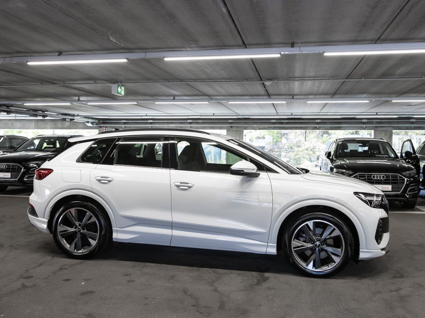 Bild über Audi Q4 e-tron 35 e-tron - für weitere Informationen kontaktieren Sie den Audi Partner