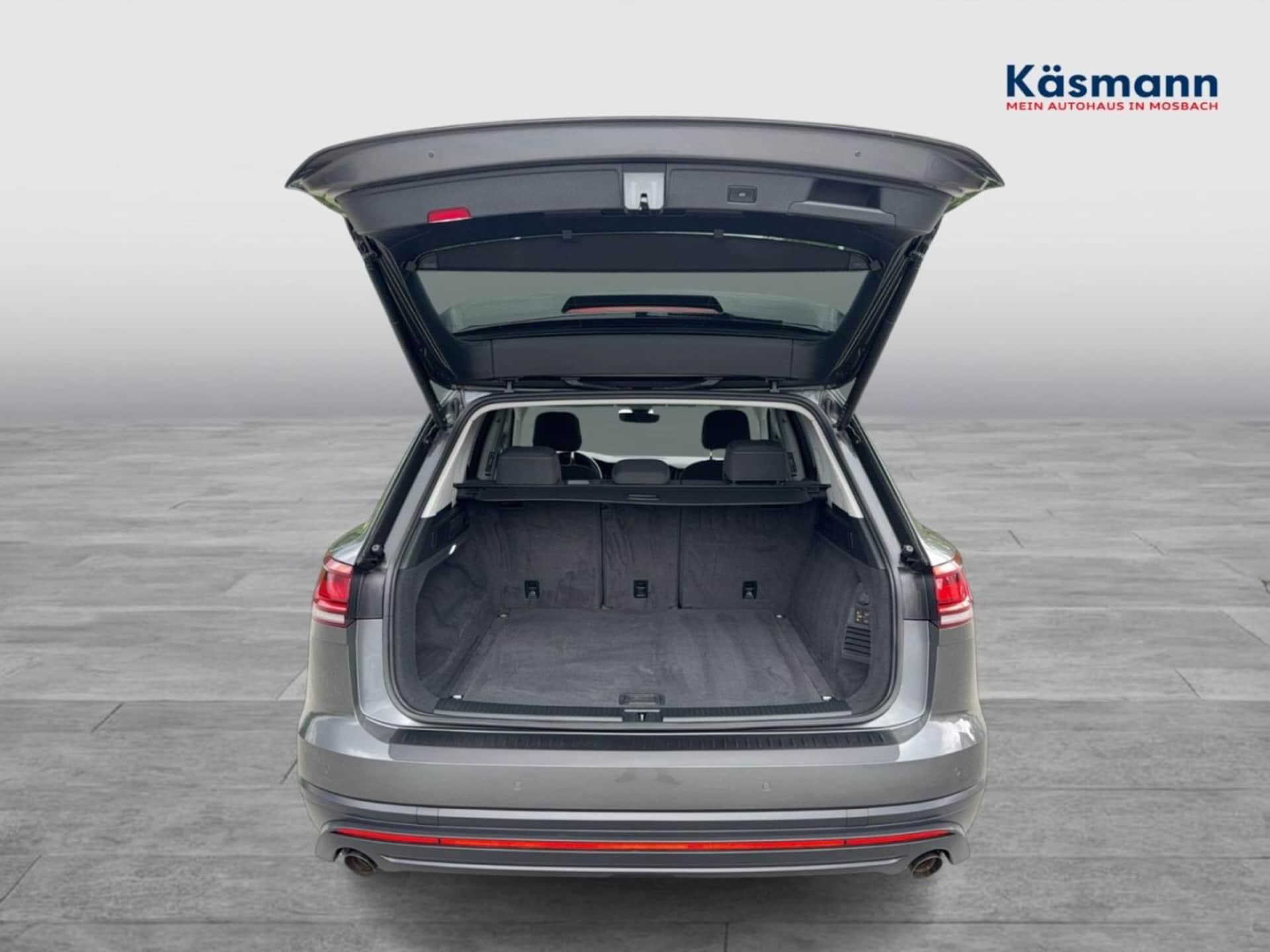 Volkswagen Touareg Basis-Modell