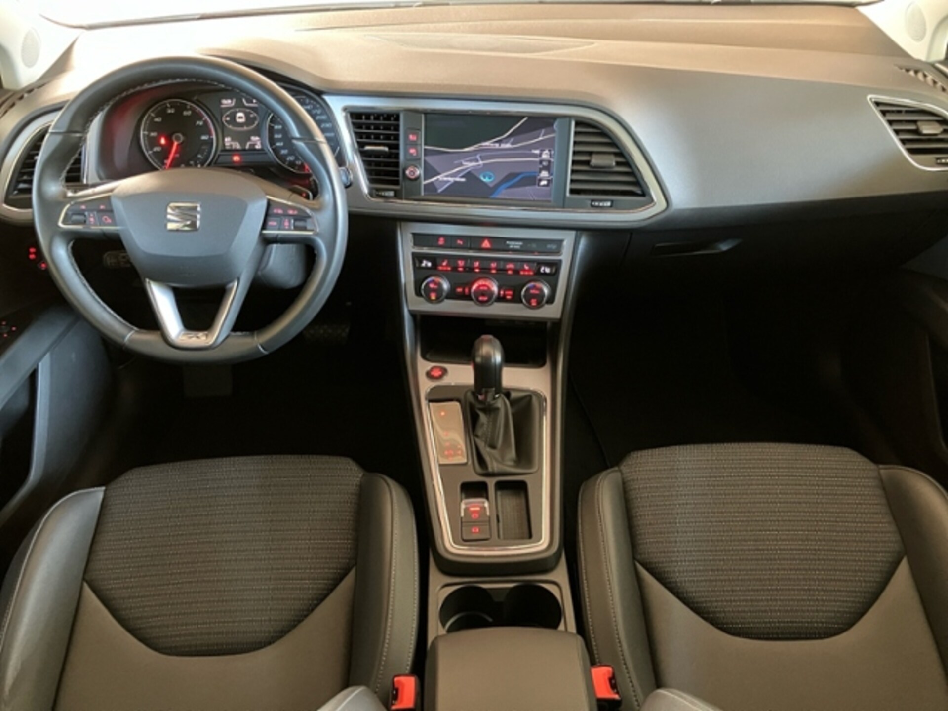 SEAT Leon XCELLENCE