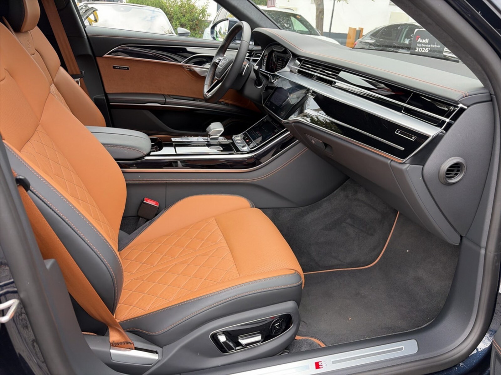 Audi A8 – Bild 16