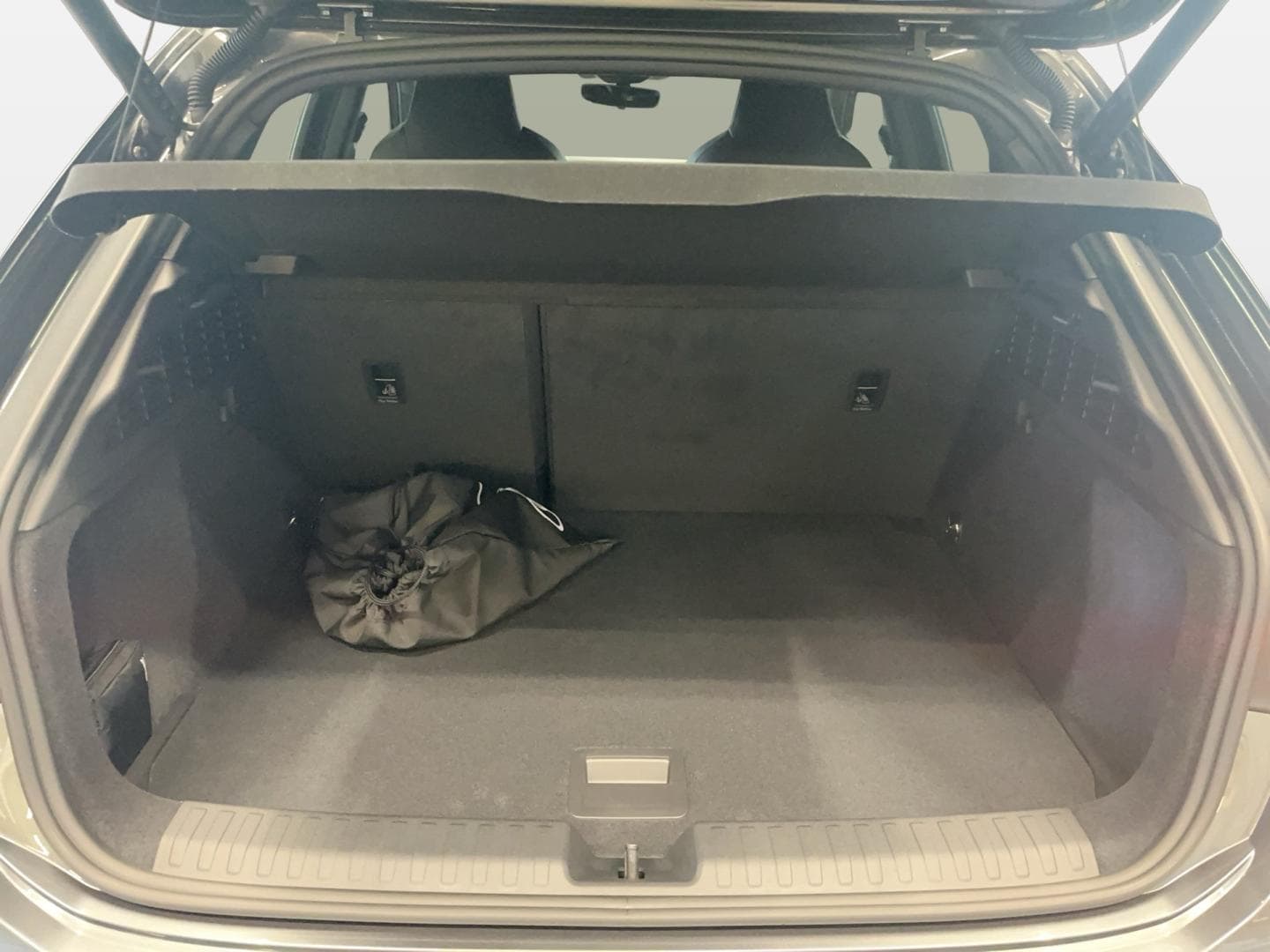 Bild über Audi A3 Sportback TFSI e TFSI e 200 kW S tronic - für weitere Informationen kontaktieren Sie den Audi Partner