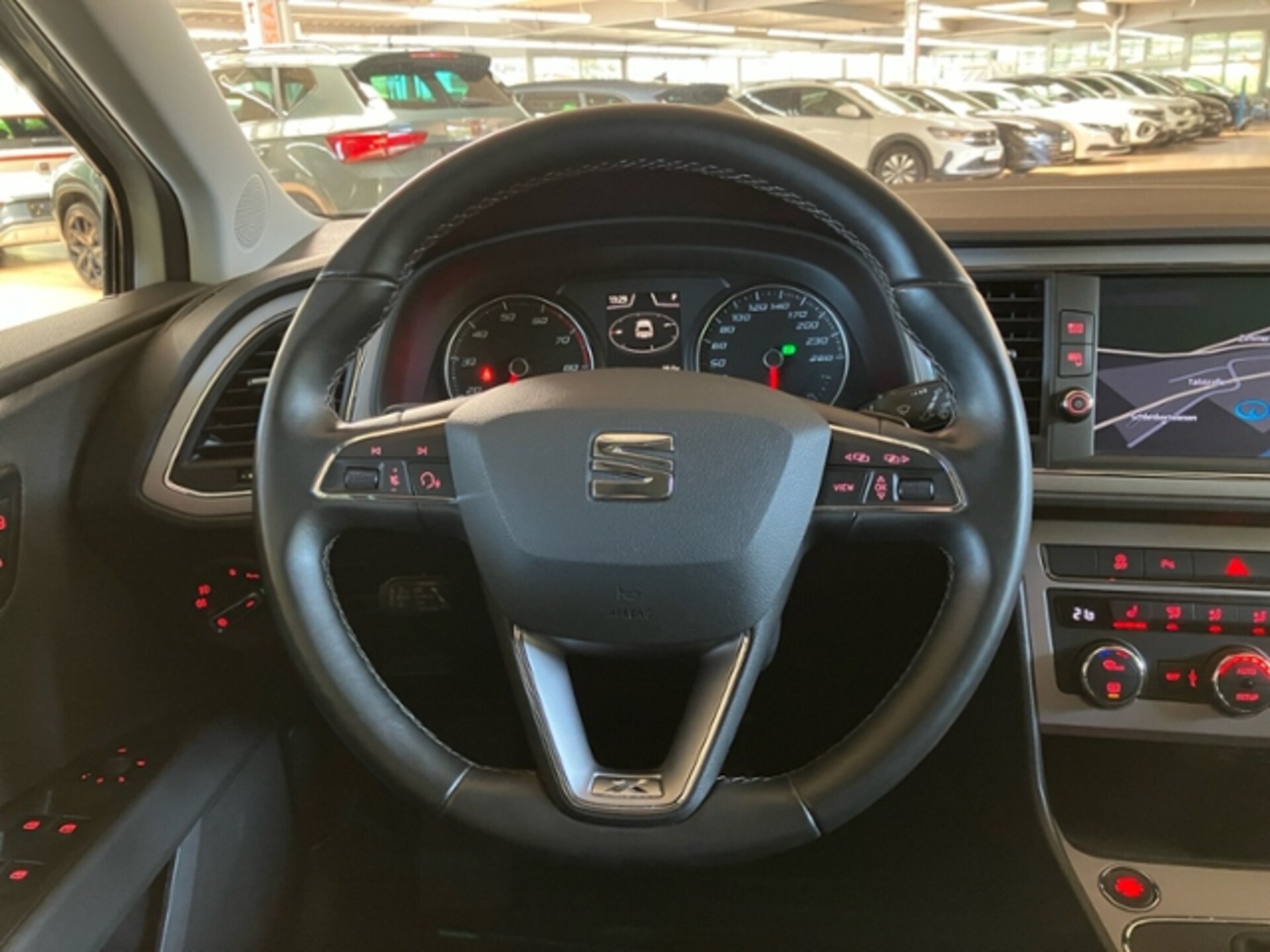 SEAT Leon XCELLENCE