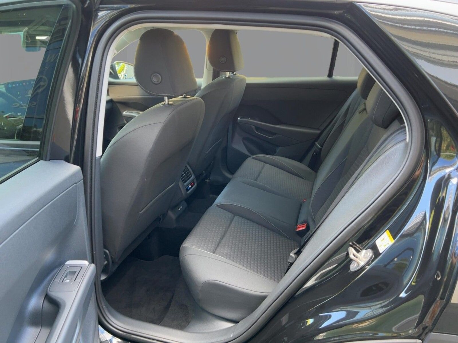 Volkswagen T-Roc – Bild 9