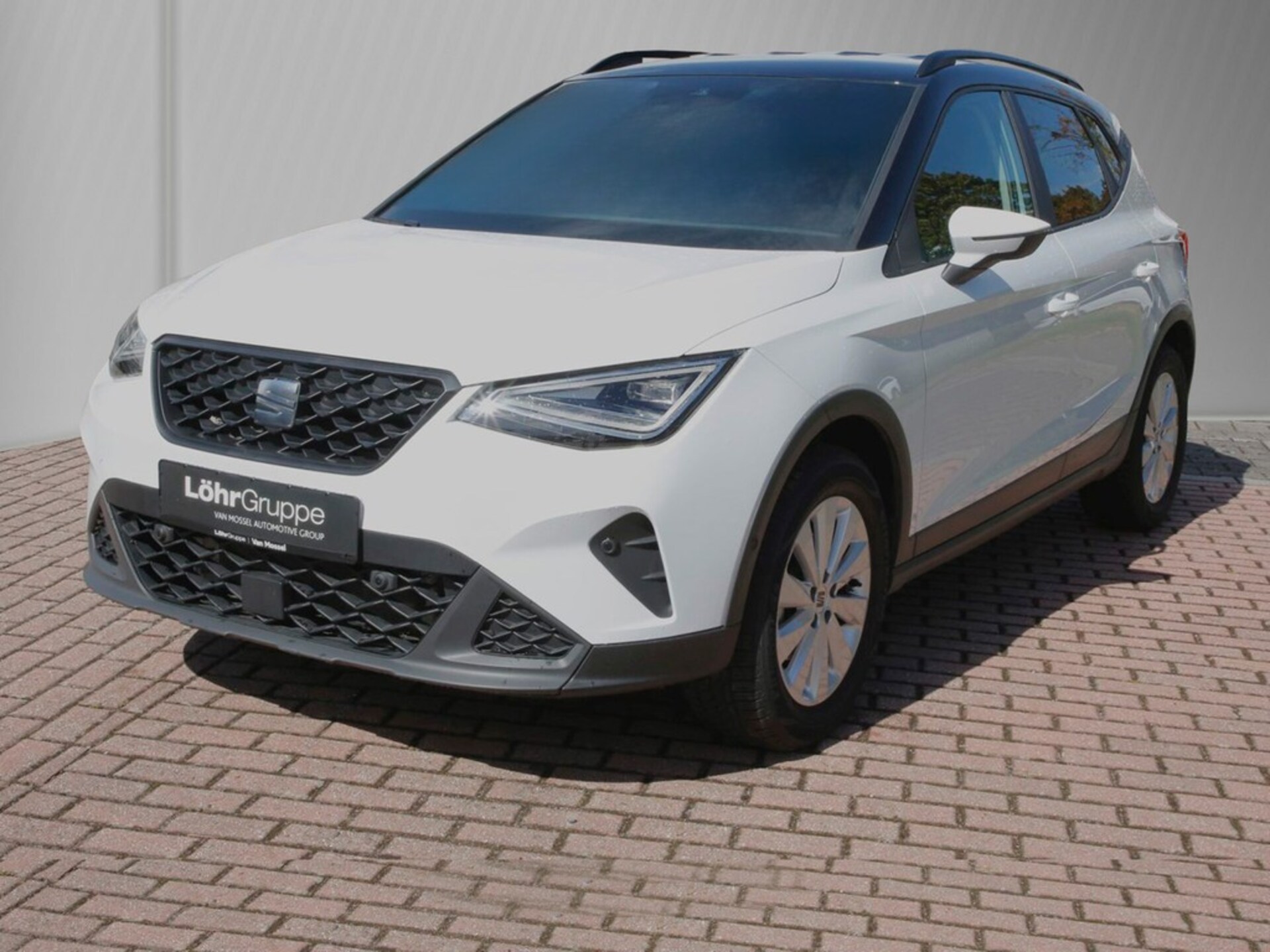 Seat Arona — SEAT Arona Arona 1.0 TSI DSG Style 16" AHK LED ACC