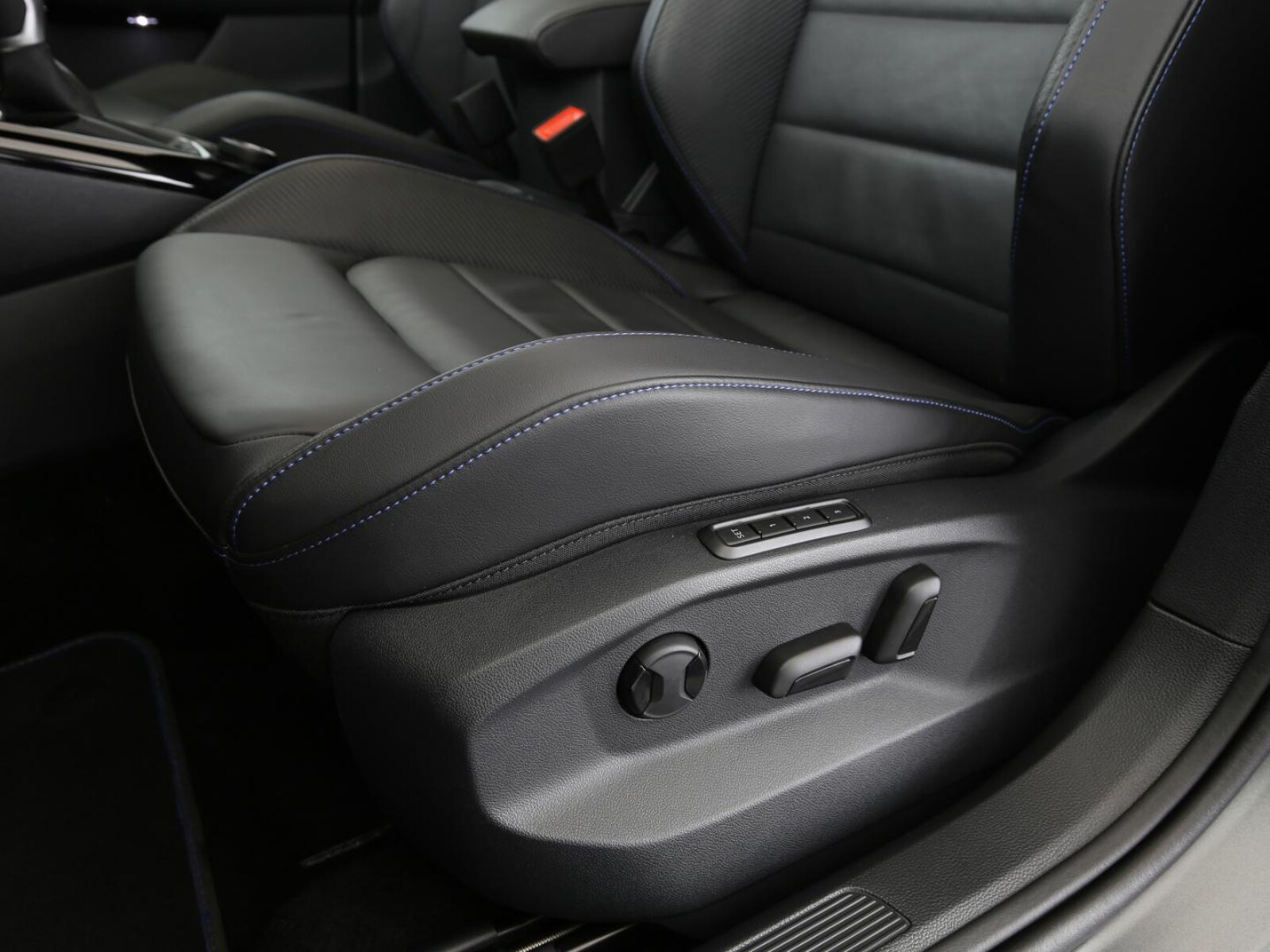 Volkswagen T-Roc – Bild 21