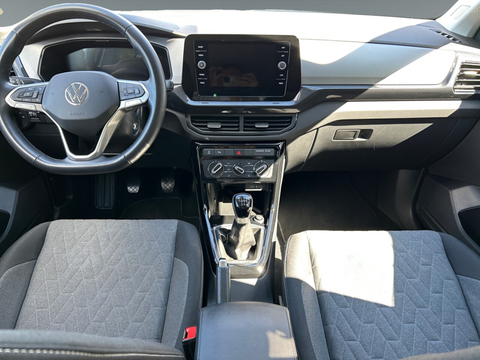 Volkswagen T-Cross – Bild 10