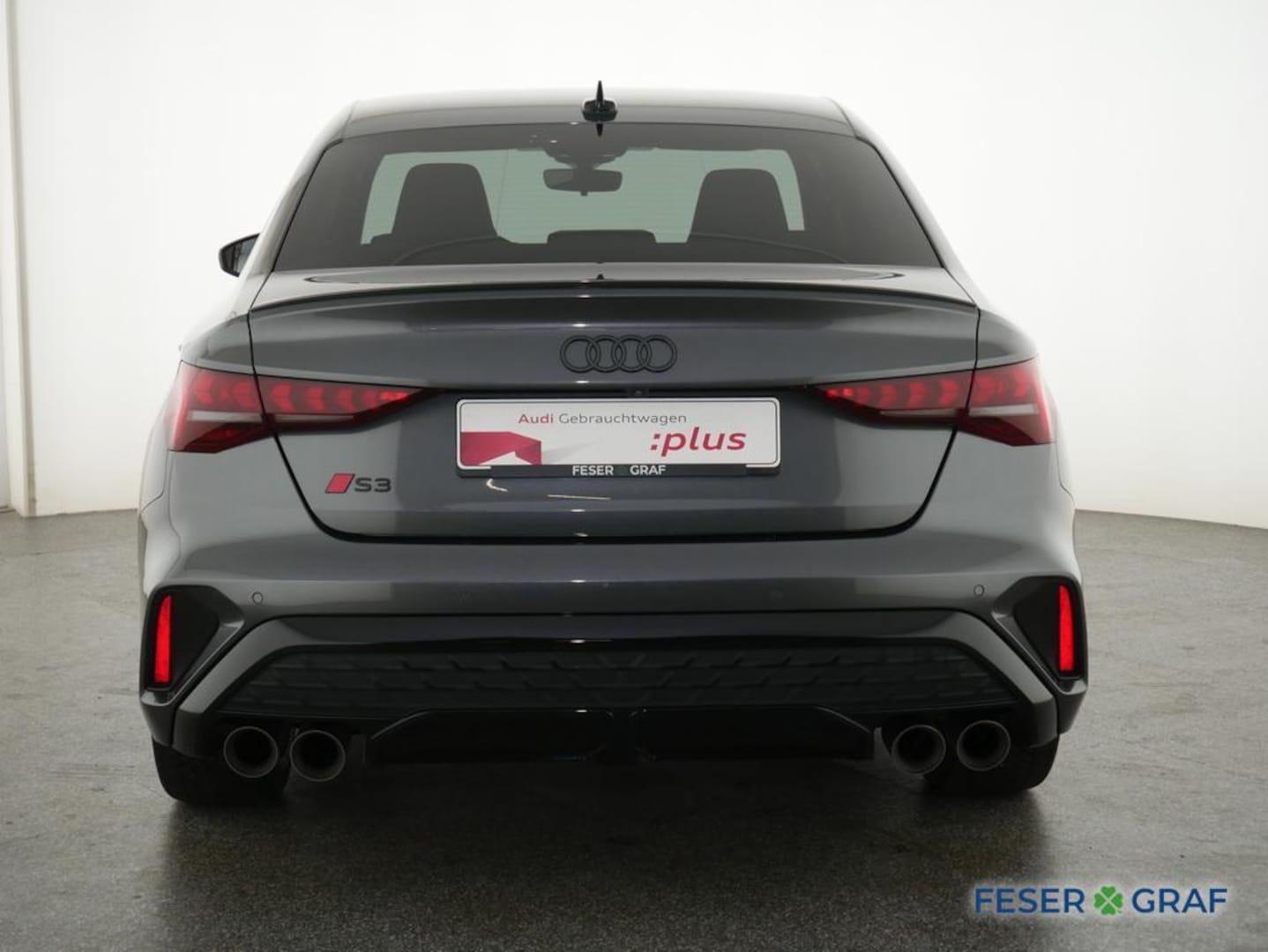 Bild über Audi S3 Limousine TFSI quattro S tronic - für weitere Informationen kontaktieren Sie den Audi Partner