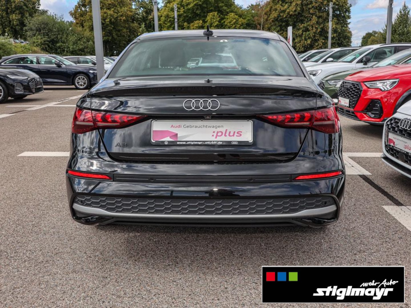 Bild über Audi A3 Limousine TDI S tronic - für weitere Informationen kontaktieren Sie den Audi Partner