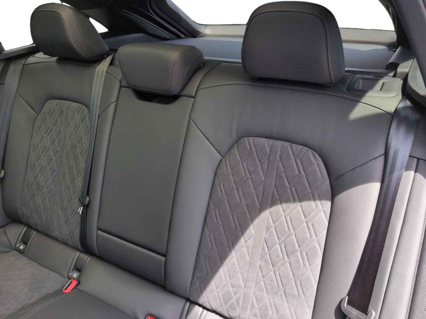 Bild über Audi A6 Avant edition one TDI quattro 150 kW S tronic - für weitere Informationen kontaktieren Sie den Audi Partner